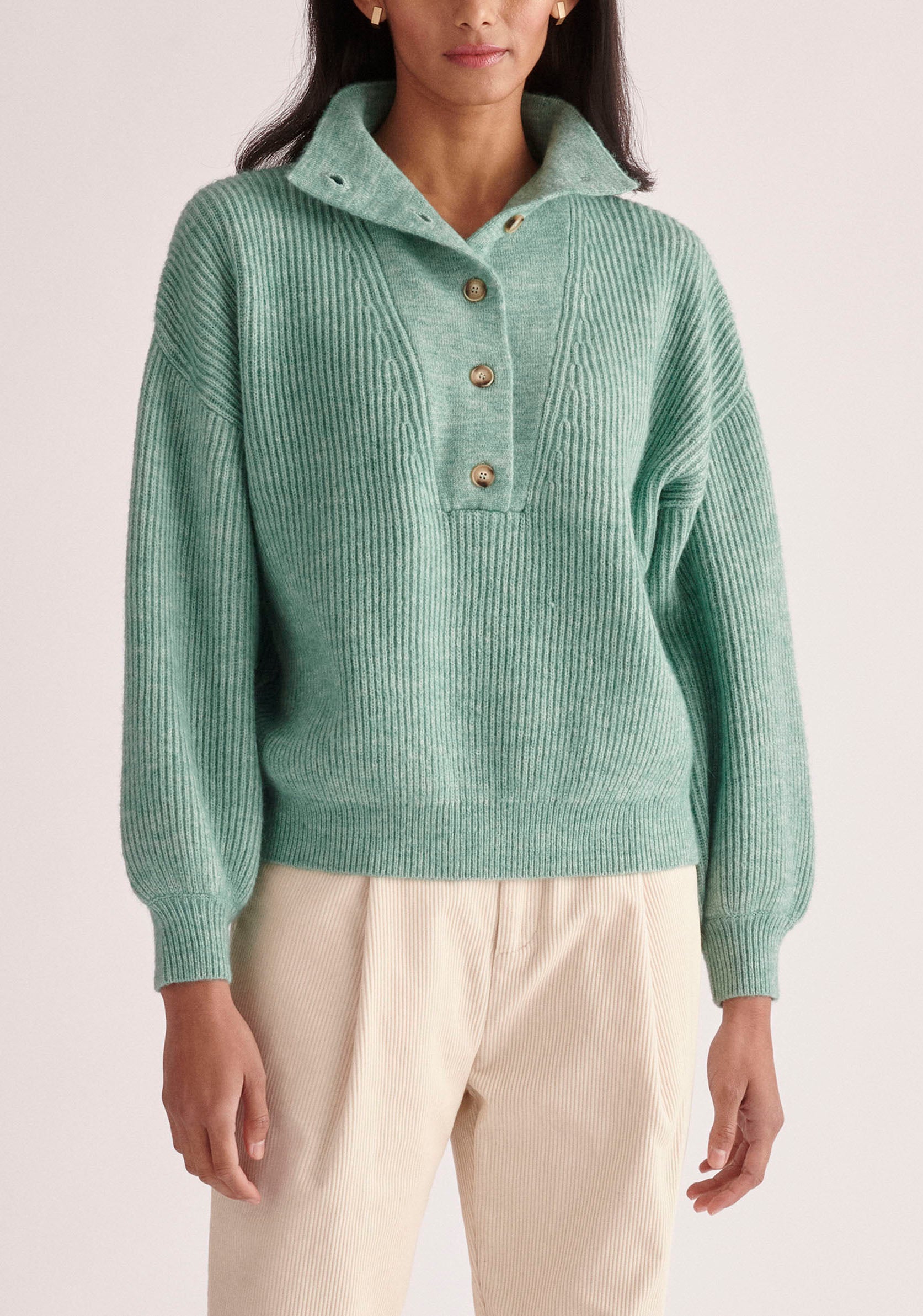 Paisie Button Neck Jumper in Teal