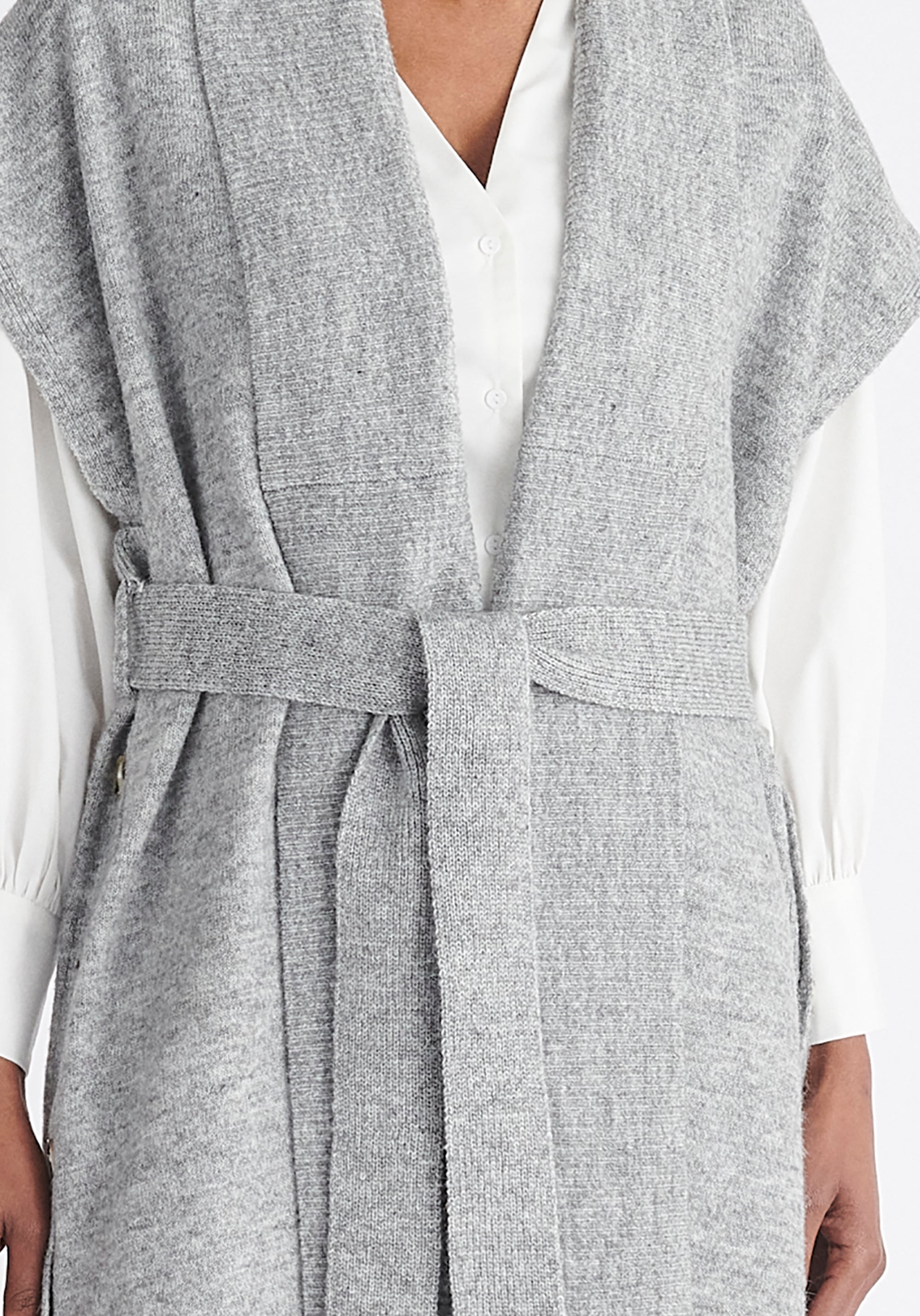 Paisie Wide Collar Sleeveless Cardigan in Light Grey Close Up