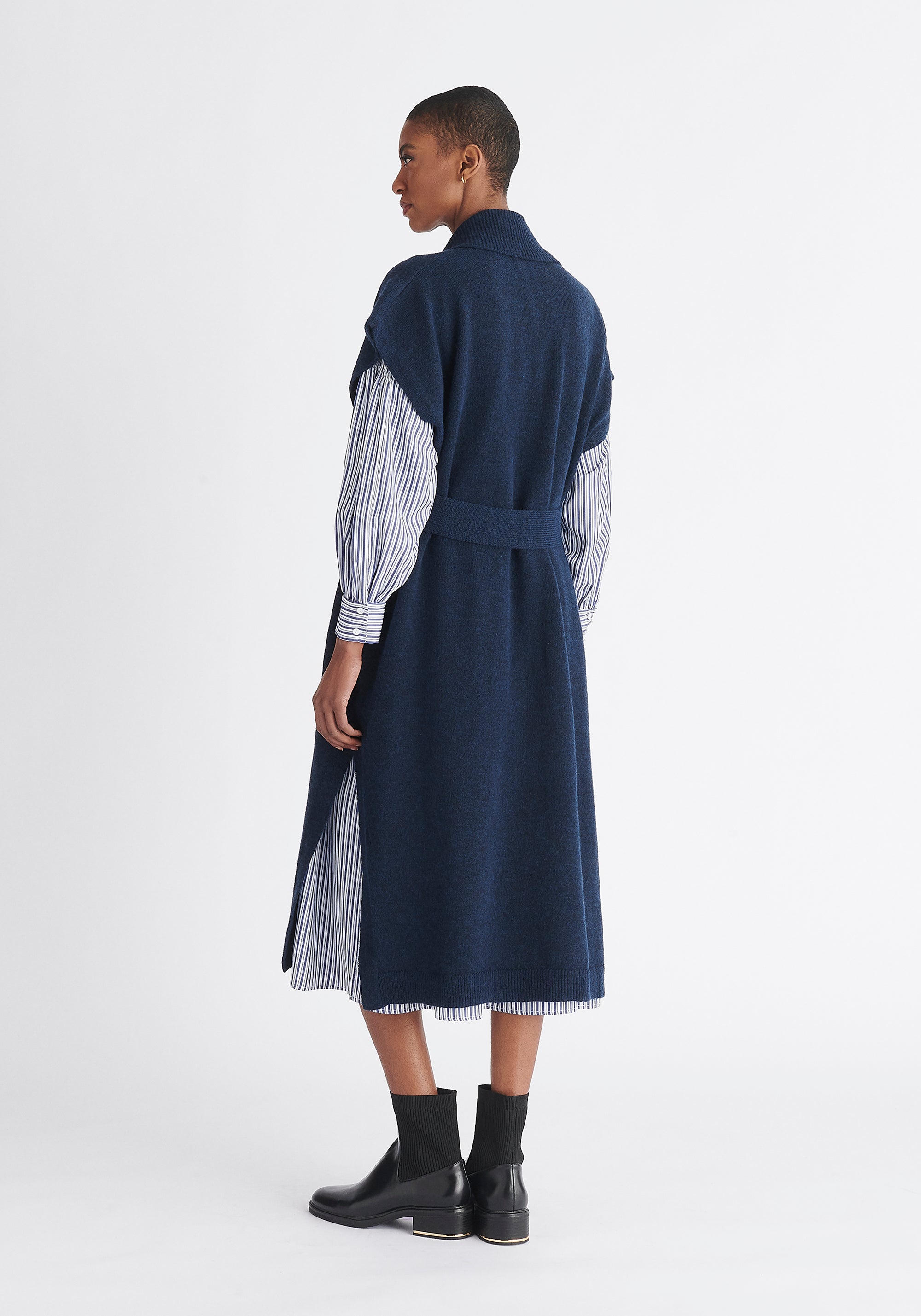 Paisie Wide Collar Sleeveless Cardigan in Navy Back