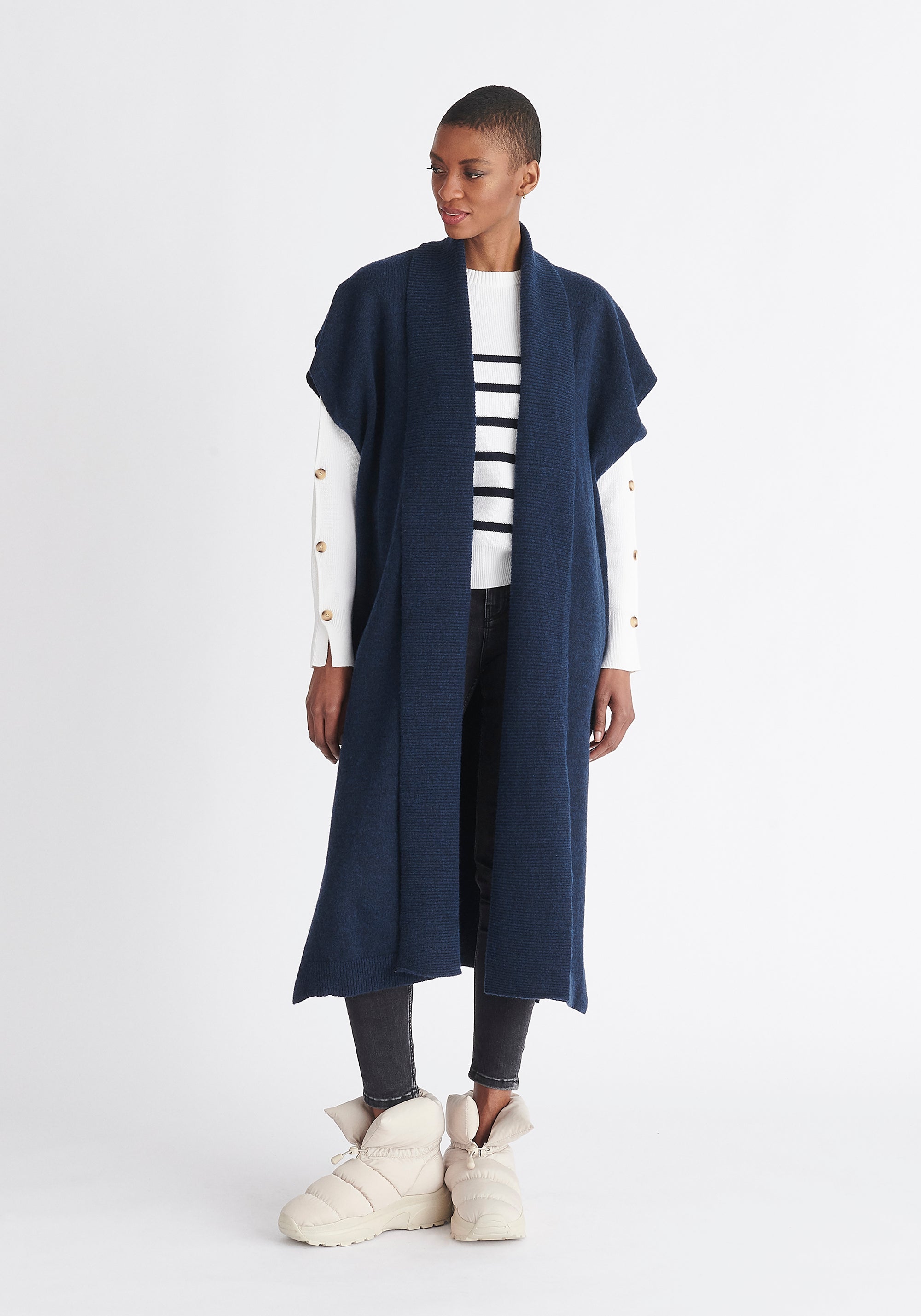 Paisie Wide Collar Sleeveless Cardigan in Navy