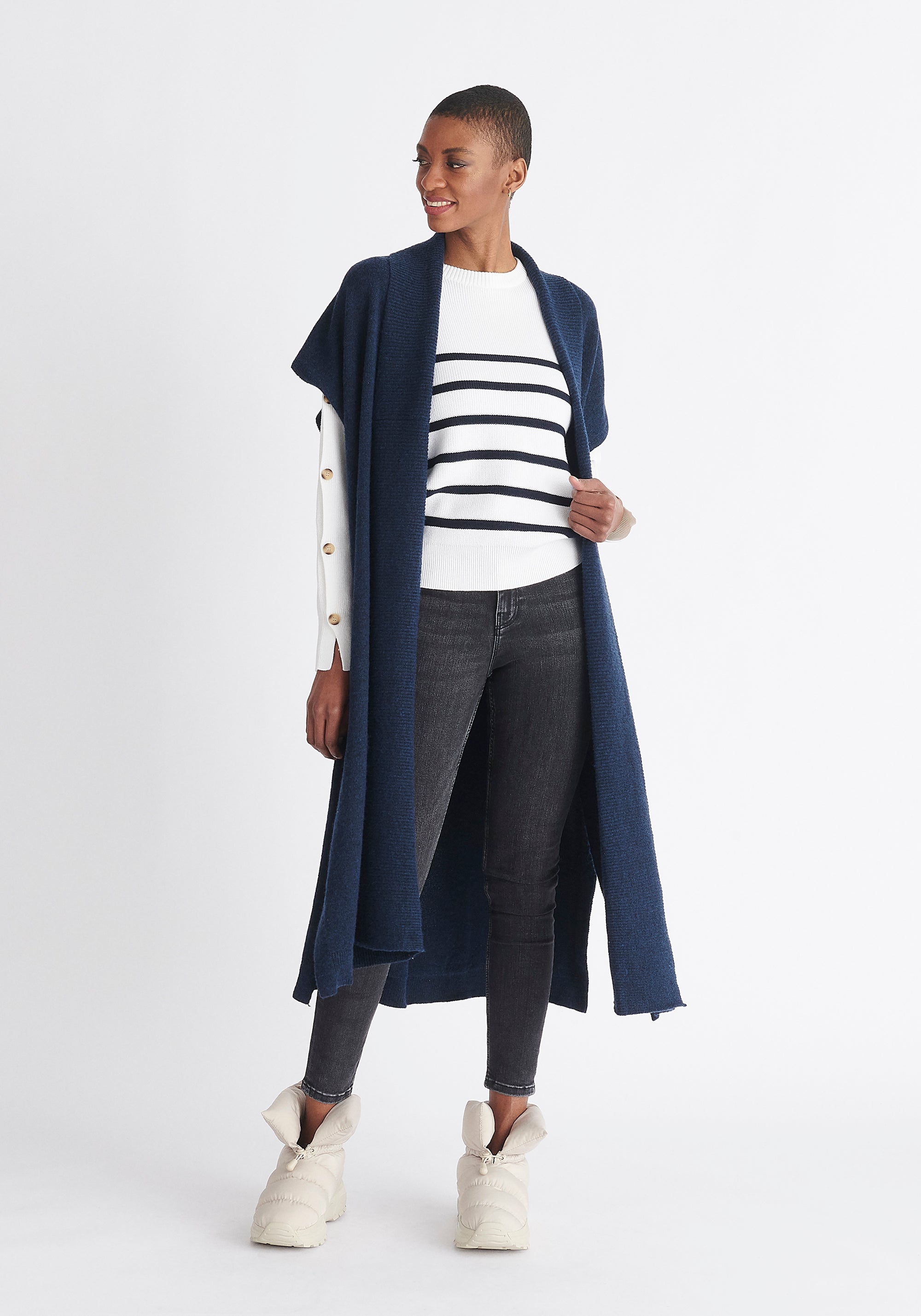 Paisie Wide Collar Sleeveless Cardigan in Navy