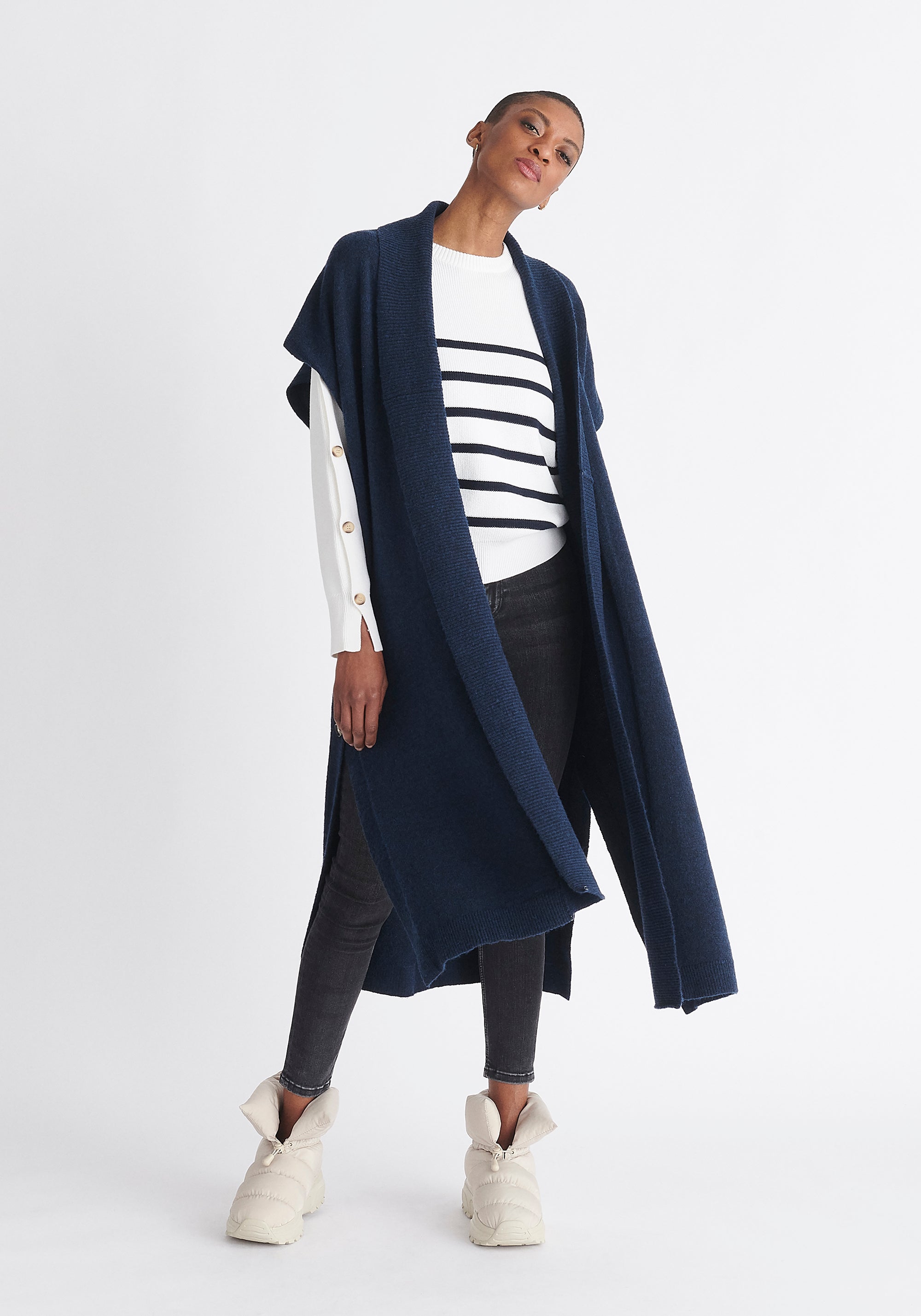 Paisie Wide Collar Sleeveless Cardigan in Navy