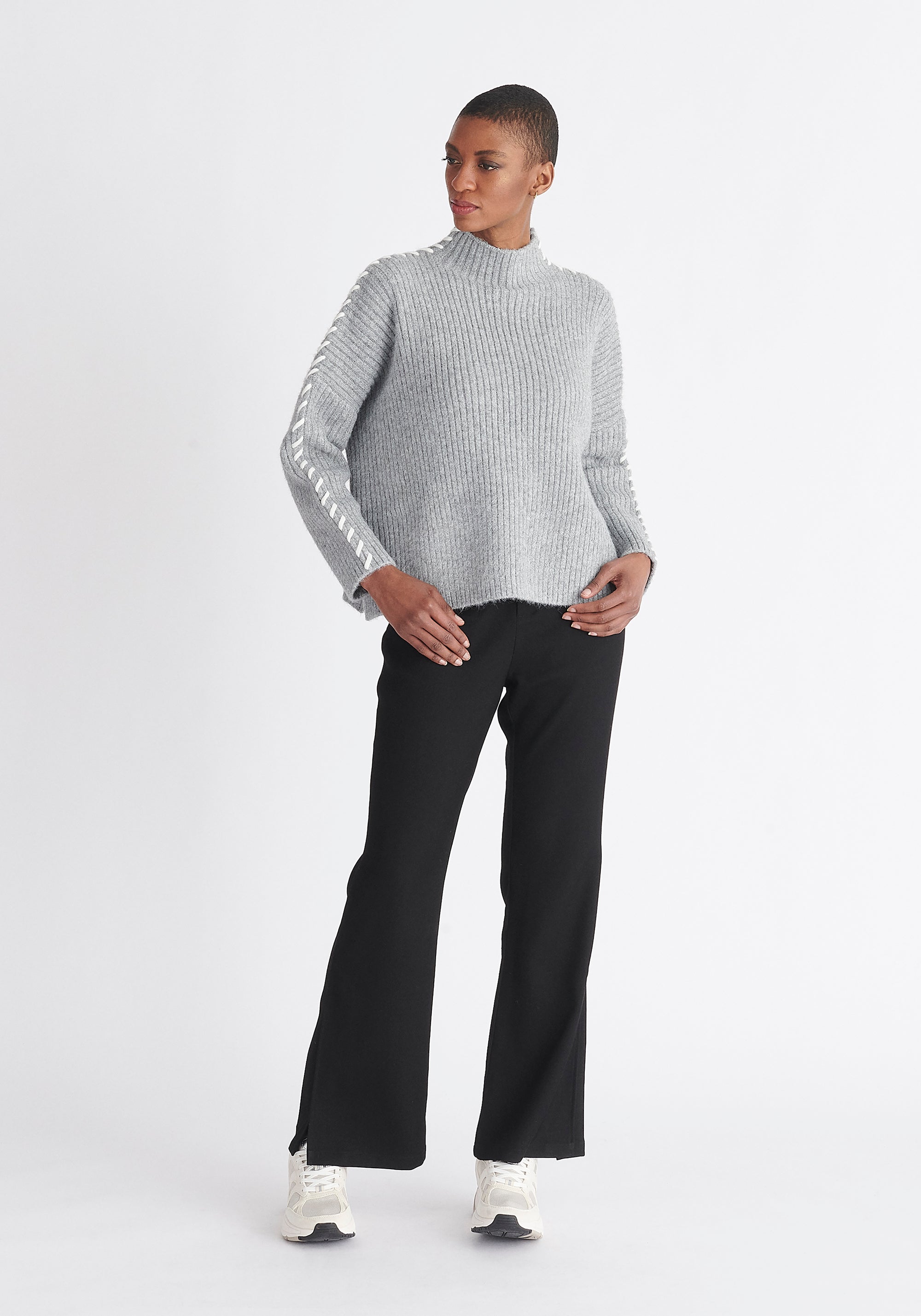 Paisie Contrast Whipstitch Jumper in Grey