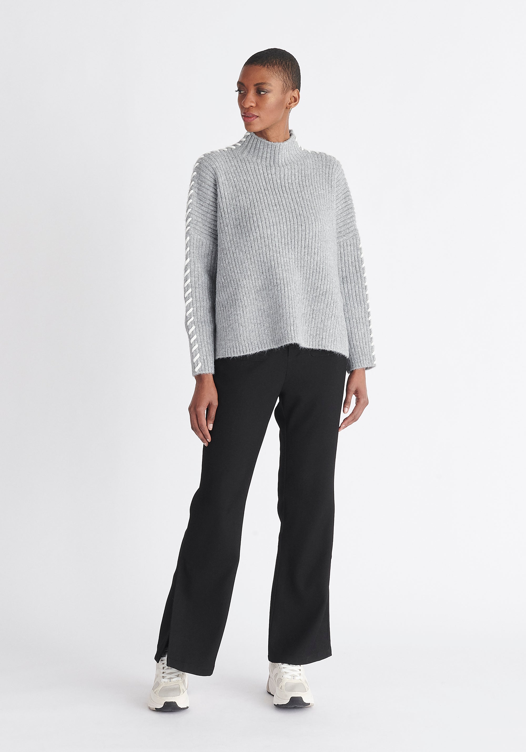 Paisie Contrast Whipstitch Jumper in Grey