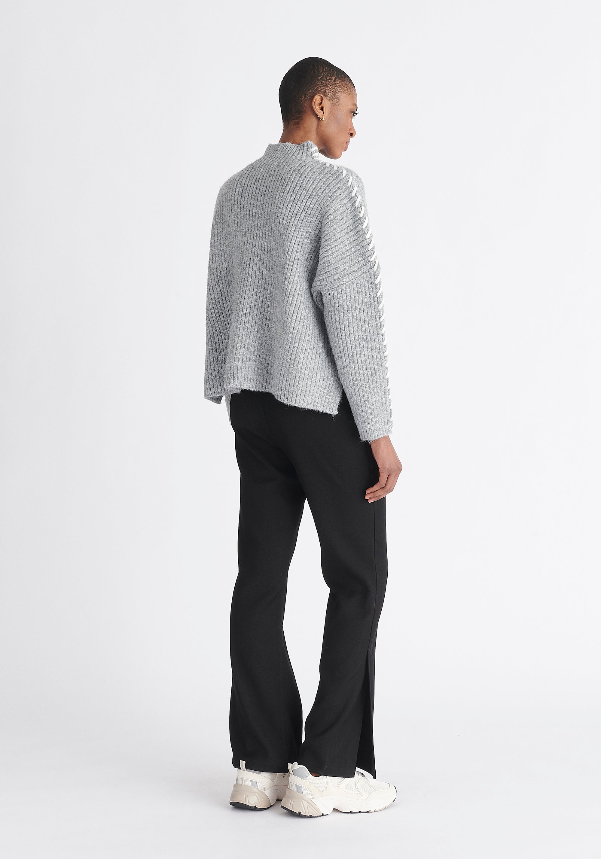 Paisie Contrast Whipstitch Jumper in Grey Back