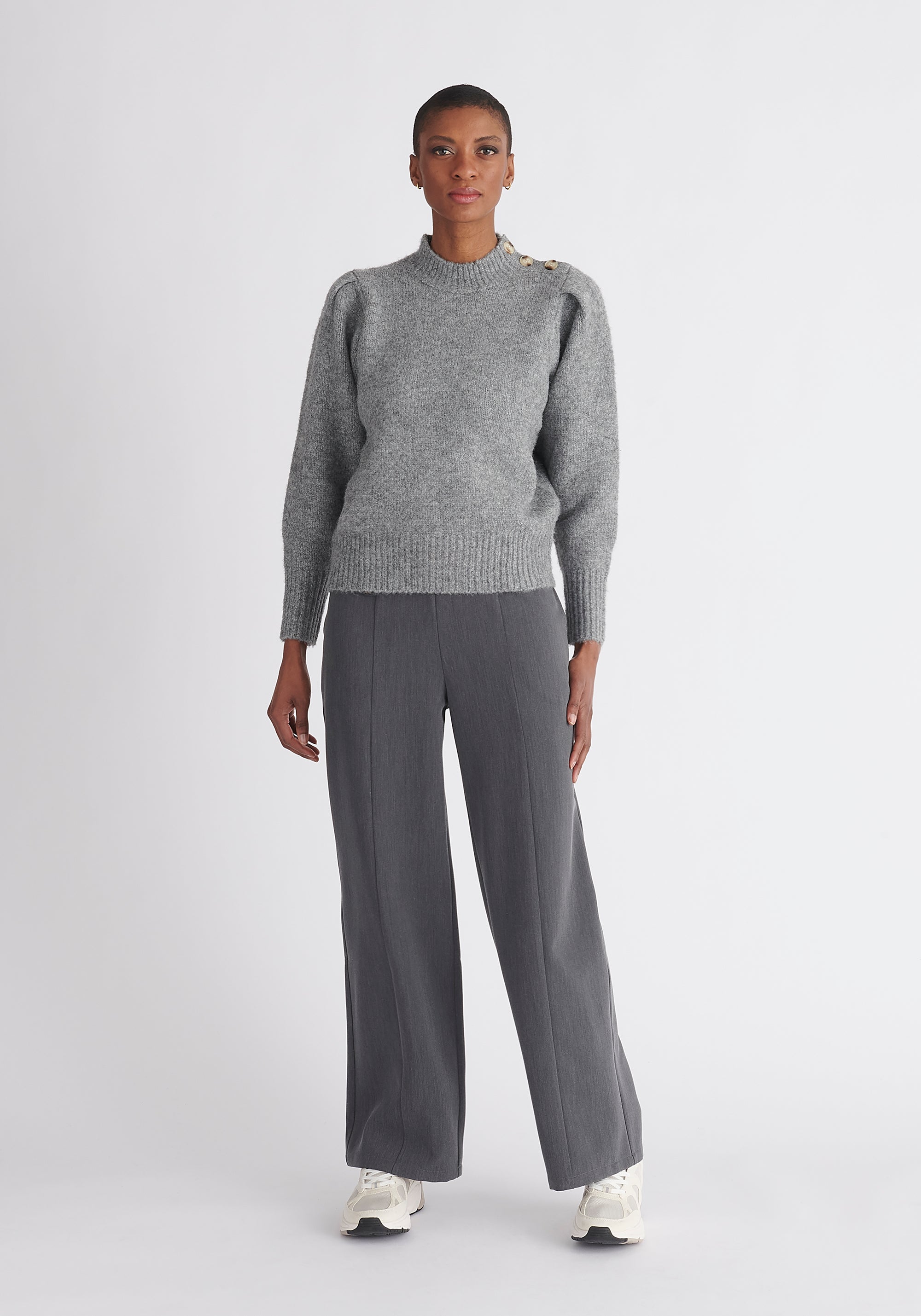 Paisie Buttoned Shoulder Jumper in Grey