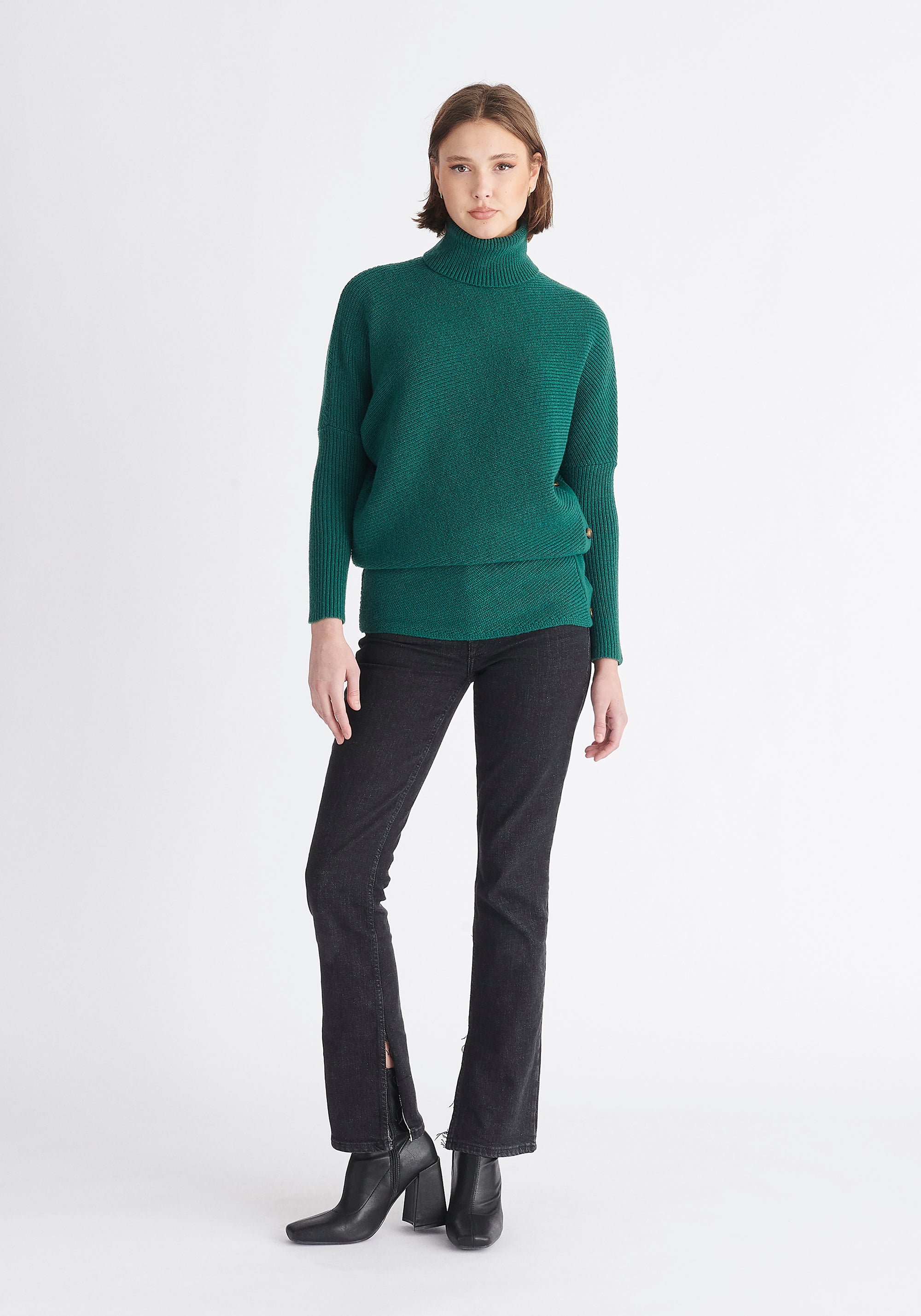 Paisie Asymmetric Button Slit Jumper in Green