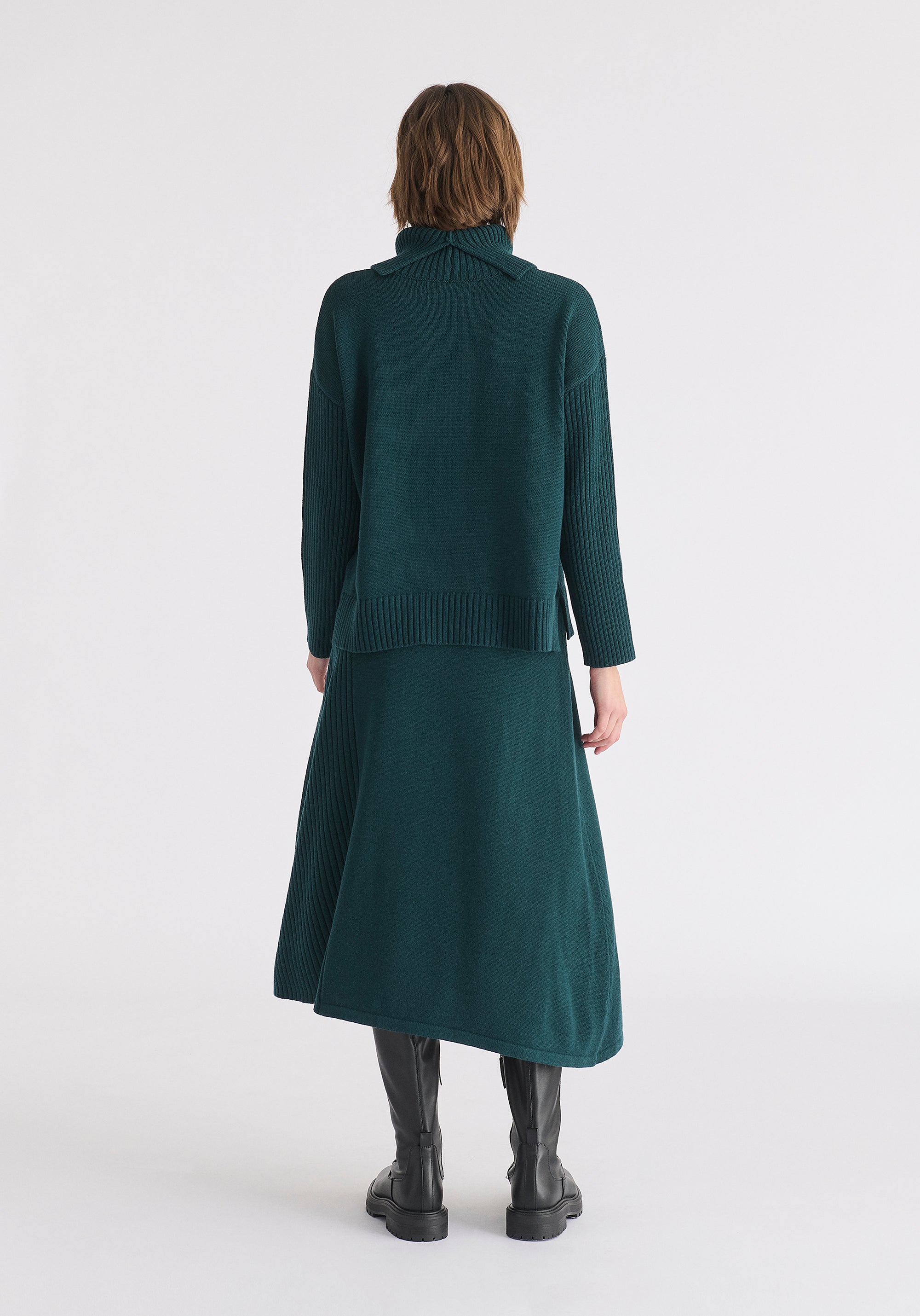 Polo Neck Jumper with Ribbed Details in Green Back