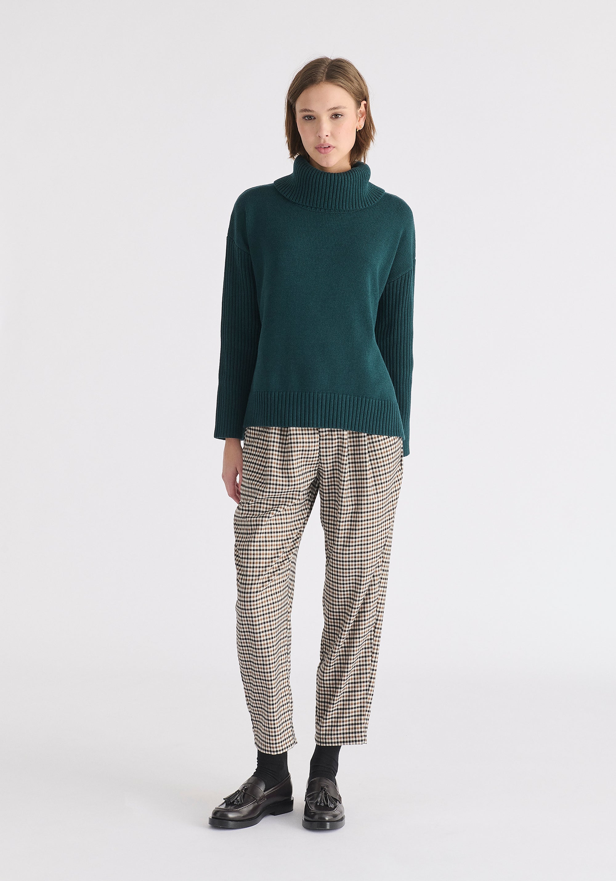 Polo Neck Jumper with Ribbed Details in Green