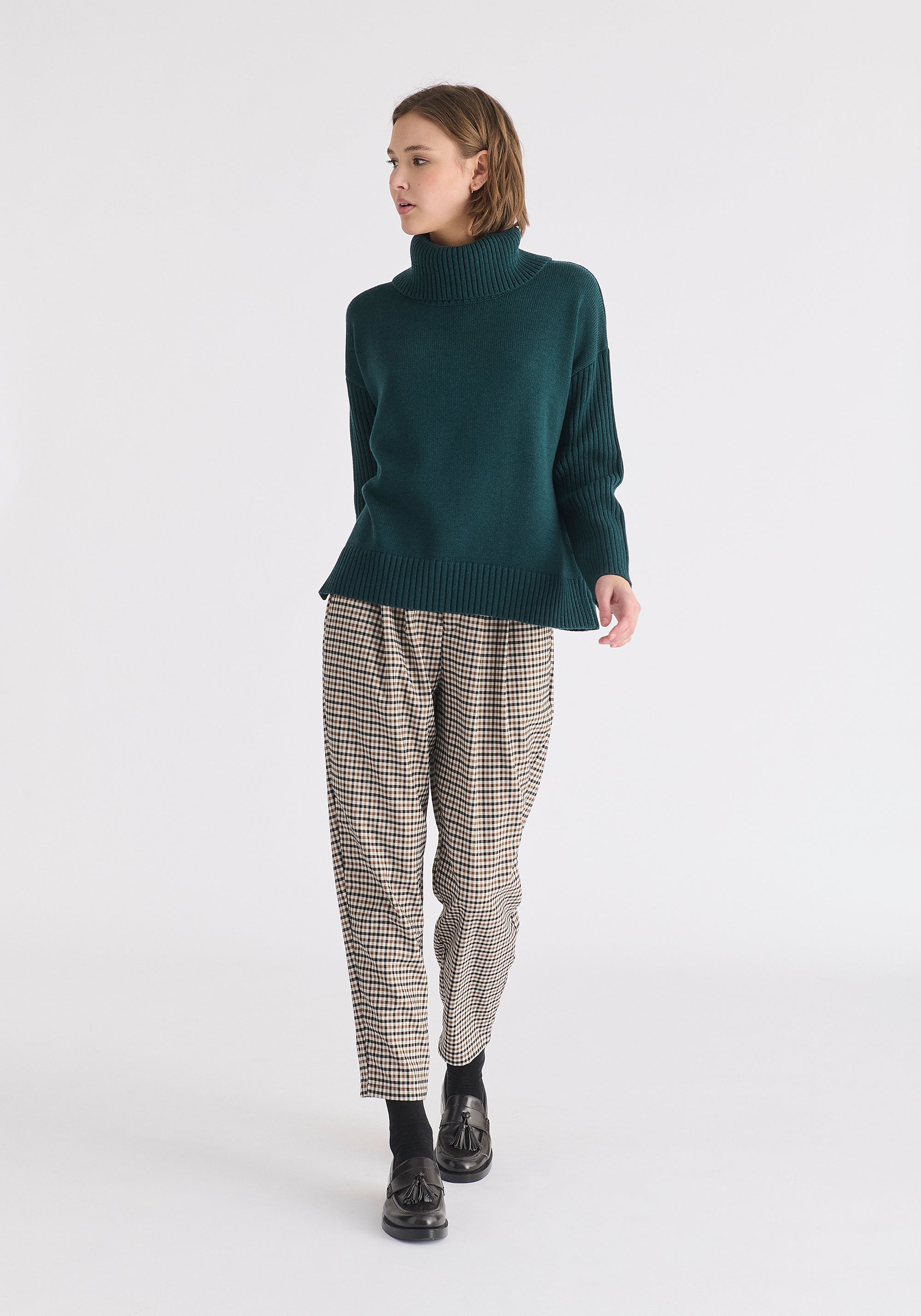 Polo Neck Jumper with Ribbed Details in Green