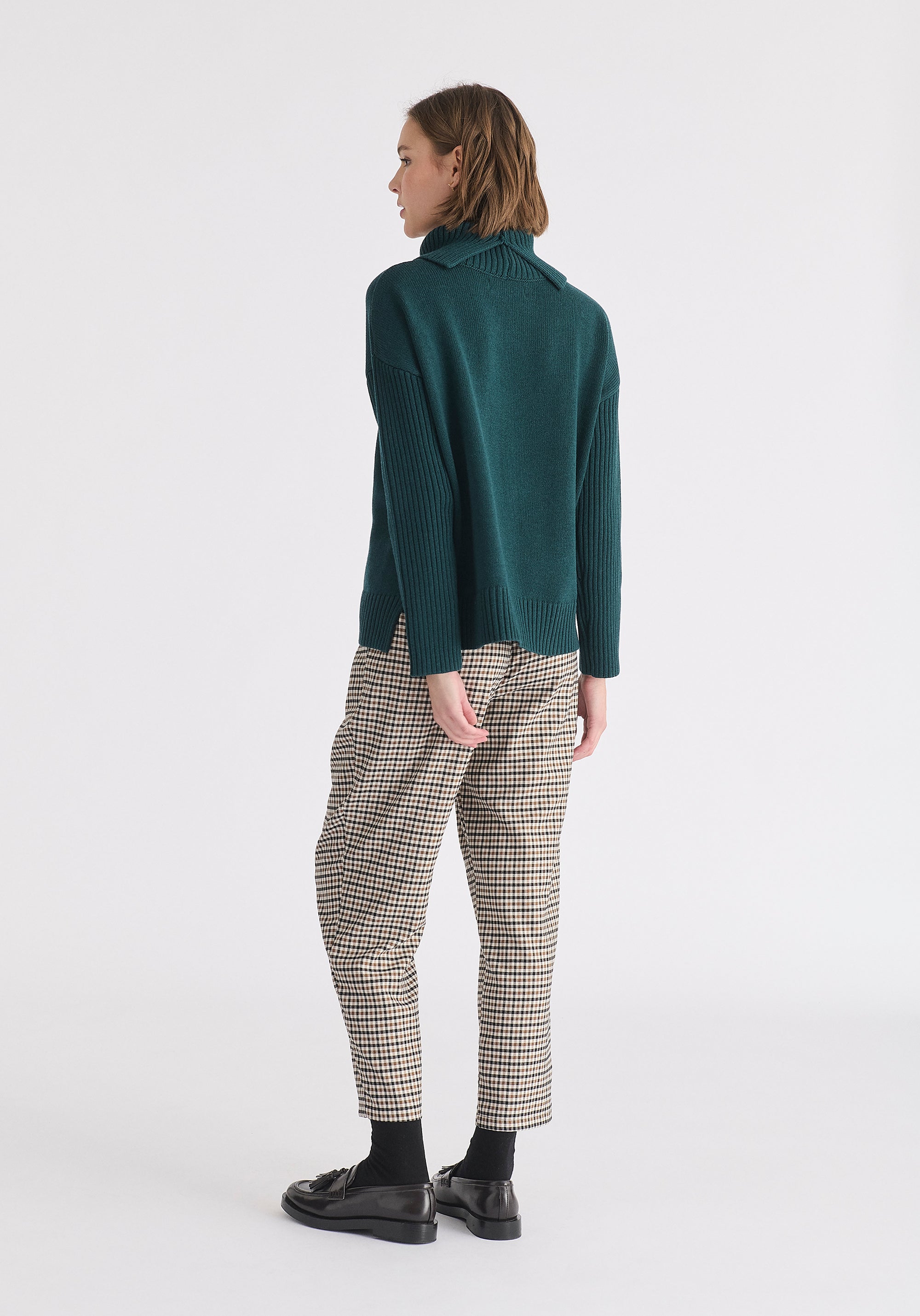 Polo Neck Jumper with Ribbed Details in Green Back