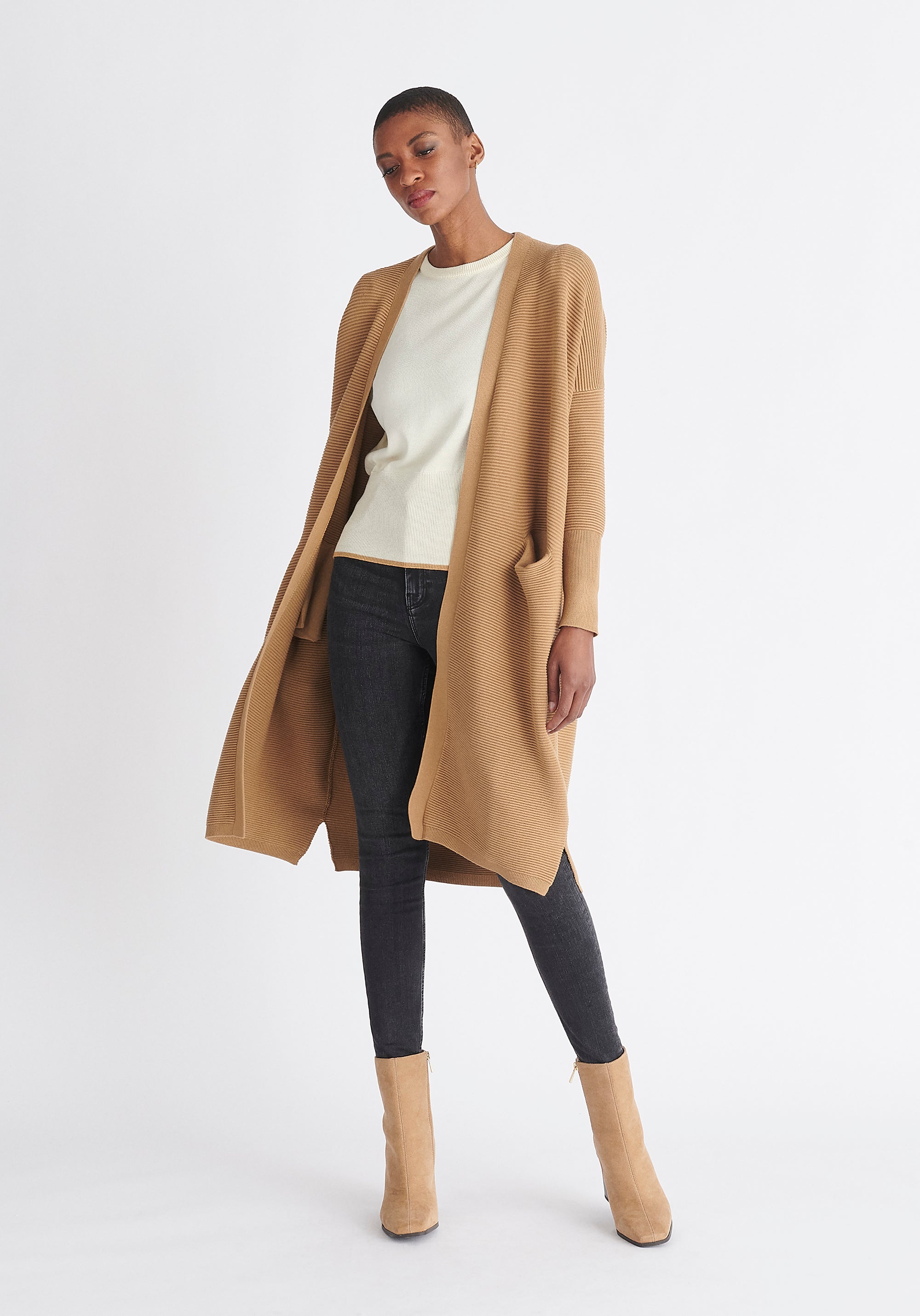 Paisie Long Ribbed Cardigan with Pockets in Camel 