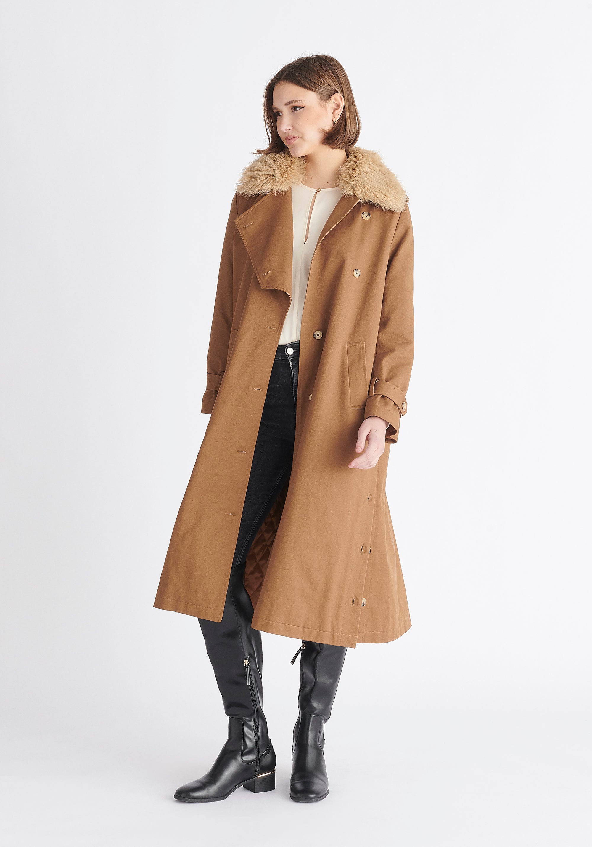 Paisie Faux Fur Collar Coat in Camel