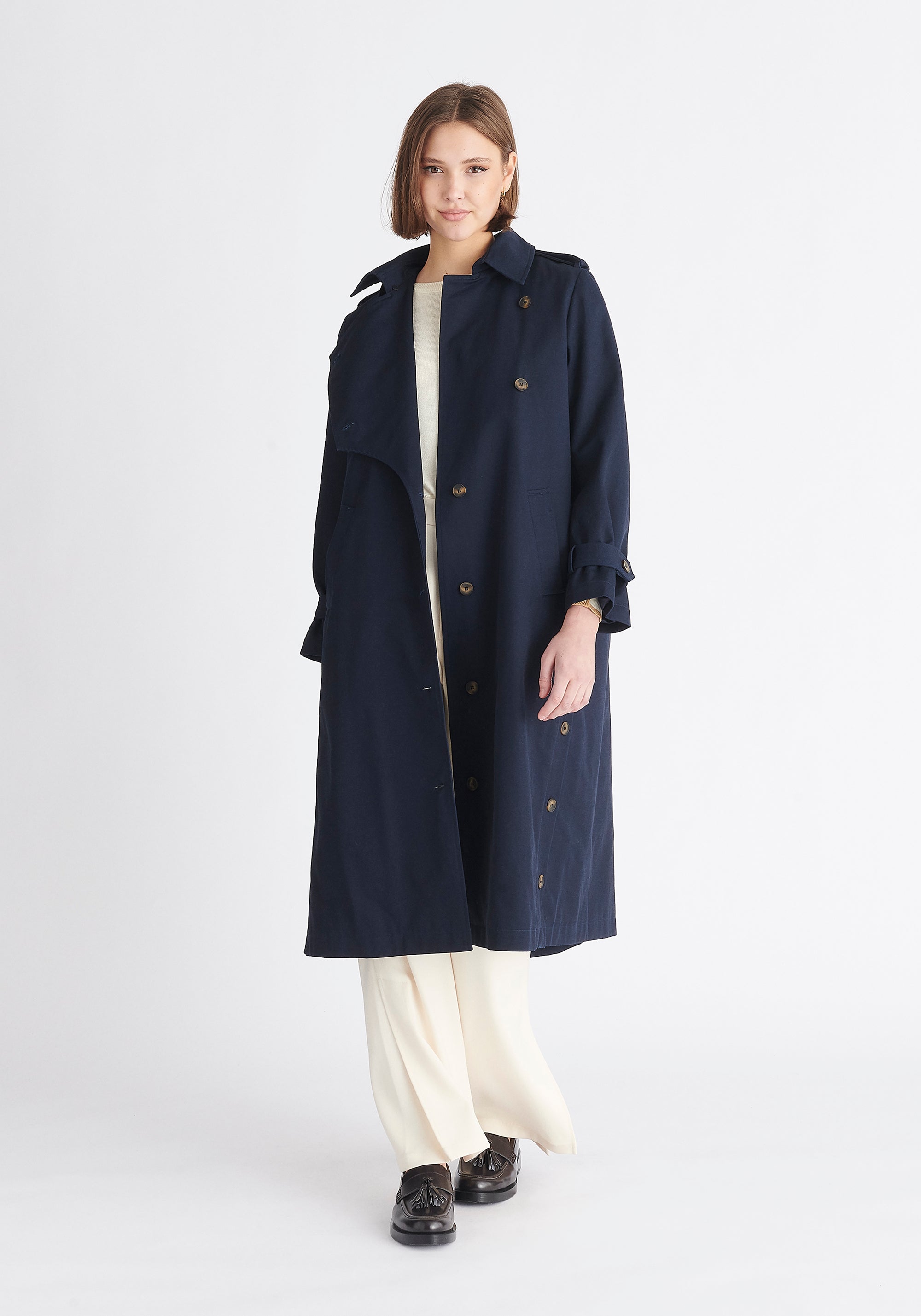 Paisie Faux Fur Collar Coat in Navy