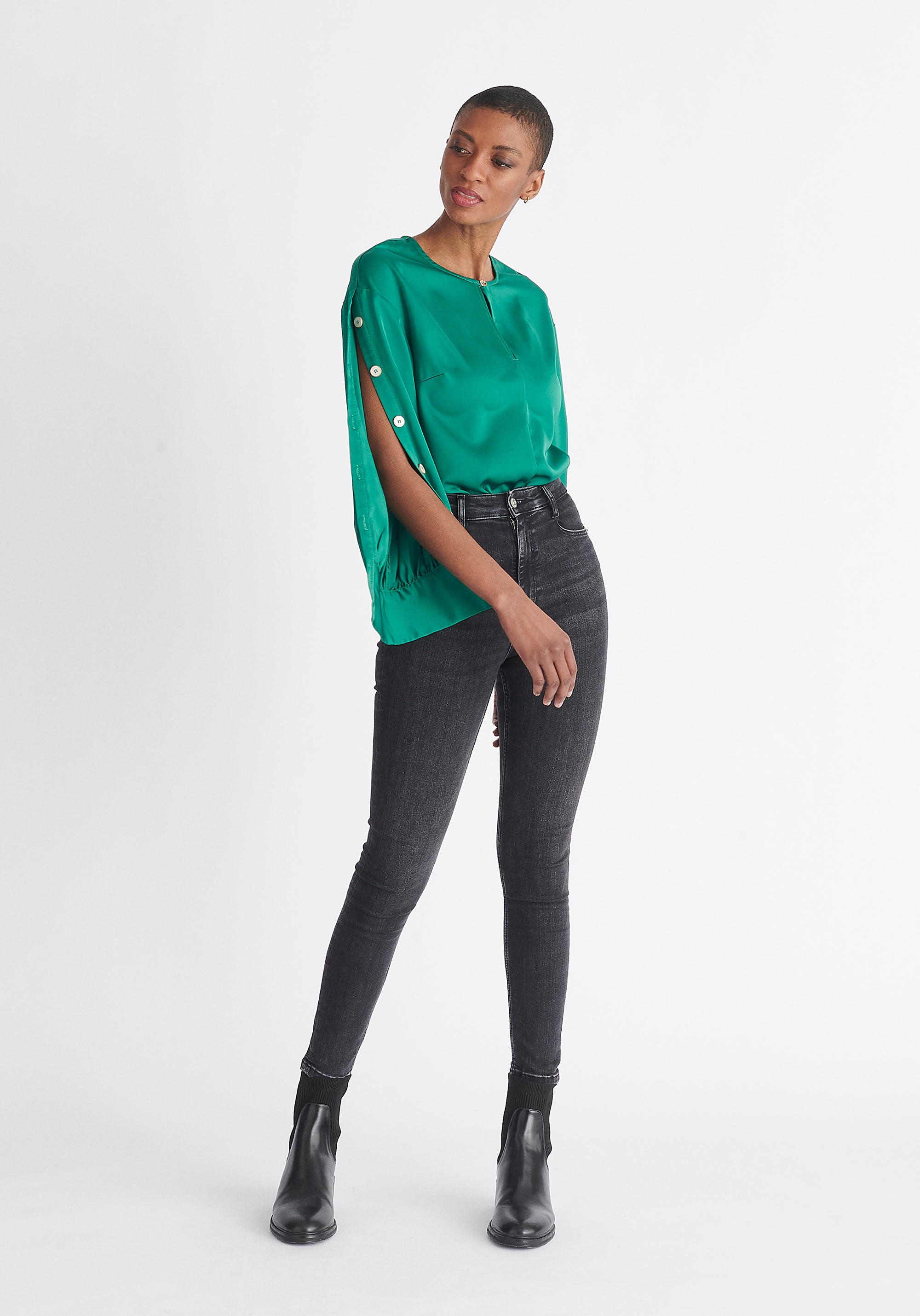 Paisie Button Sleeve Blouse in Green