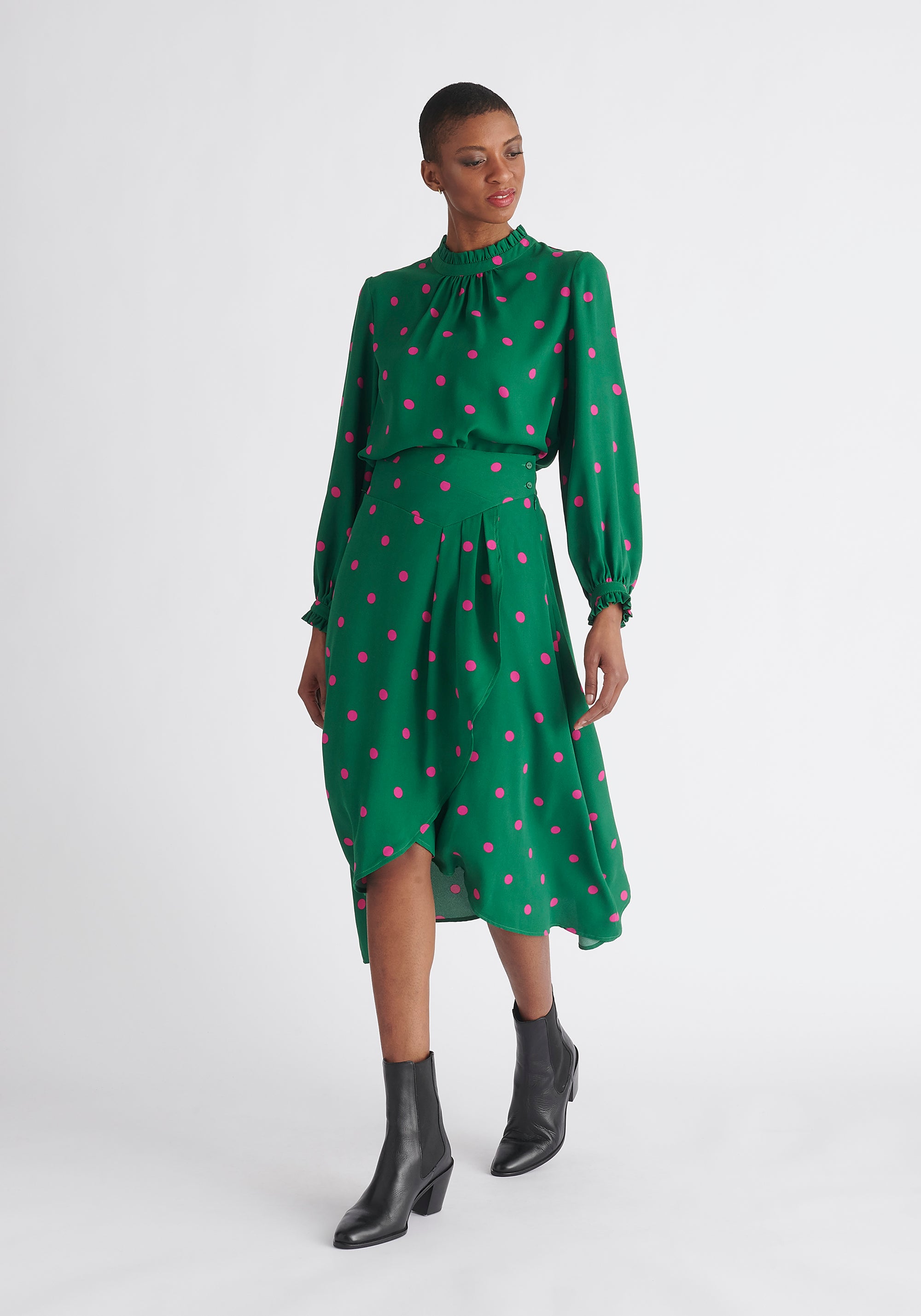 Paisie Pleated Collar Polka Dot Blouse in Green and Pink