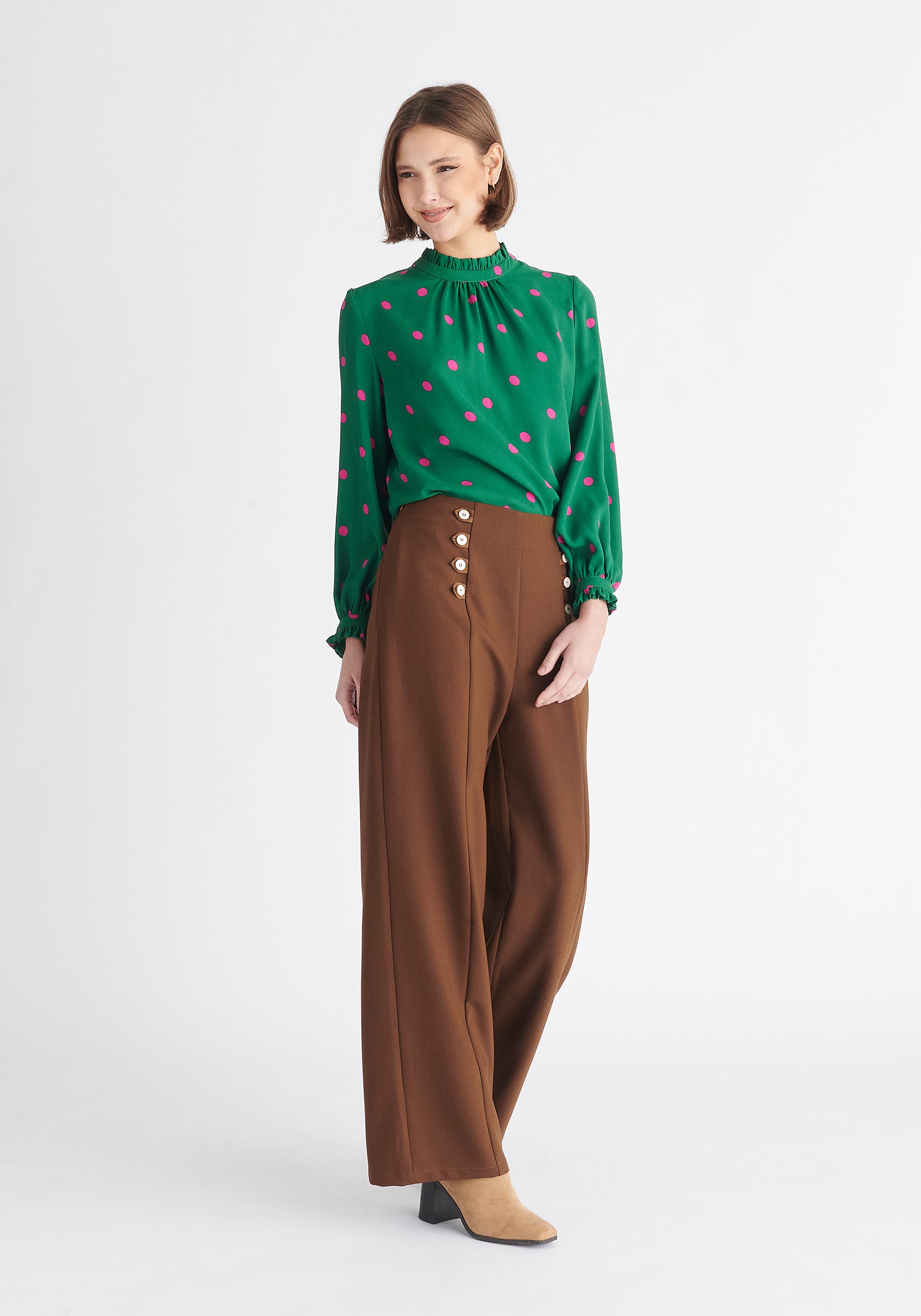 Paisie Button Waist Trousers in Brown