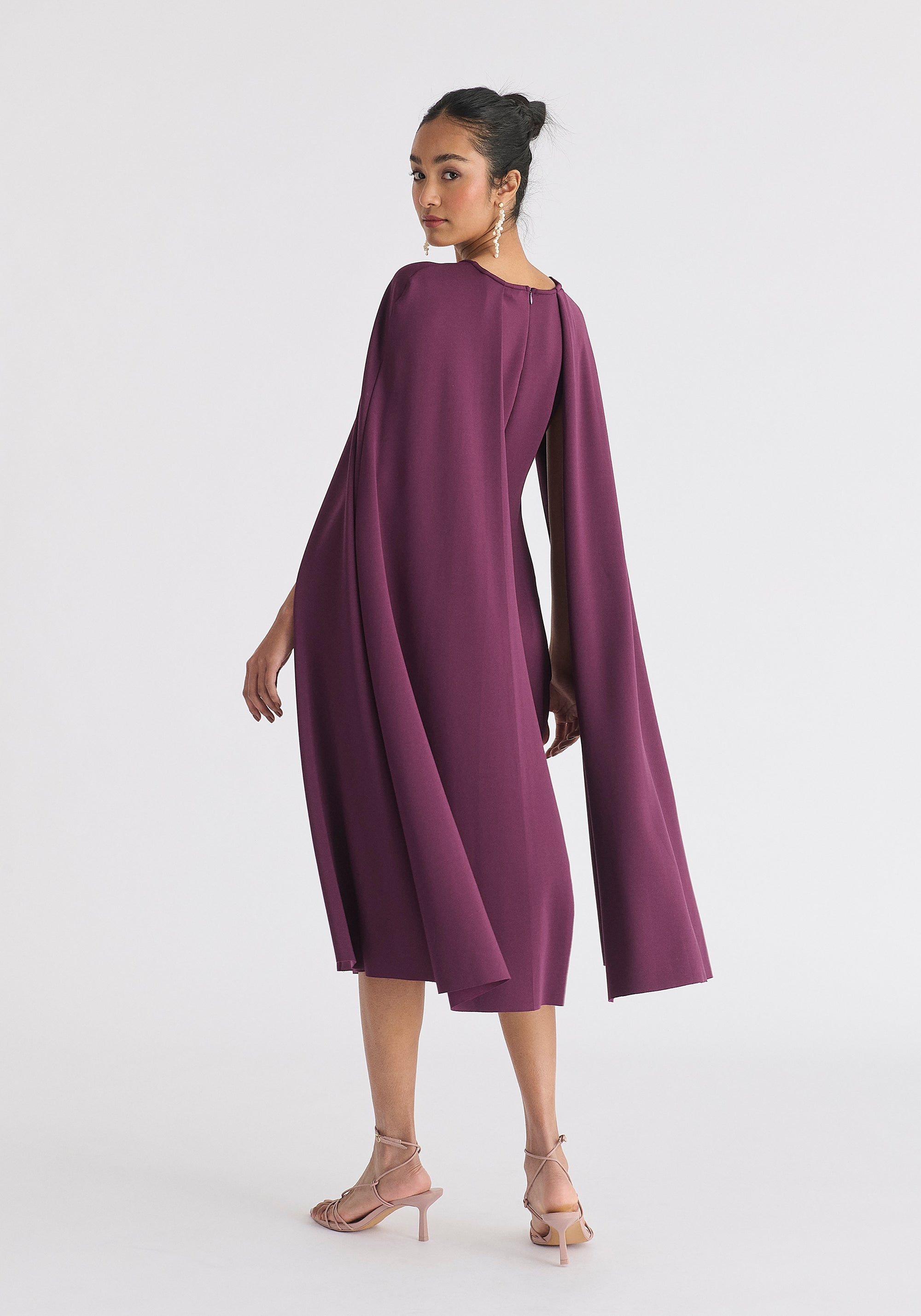 Cape Sleeves Dress with Waist Details in Midnight Plum Black