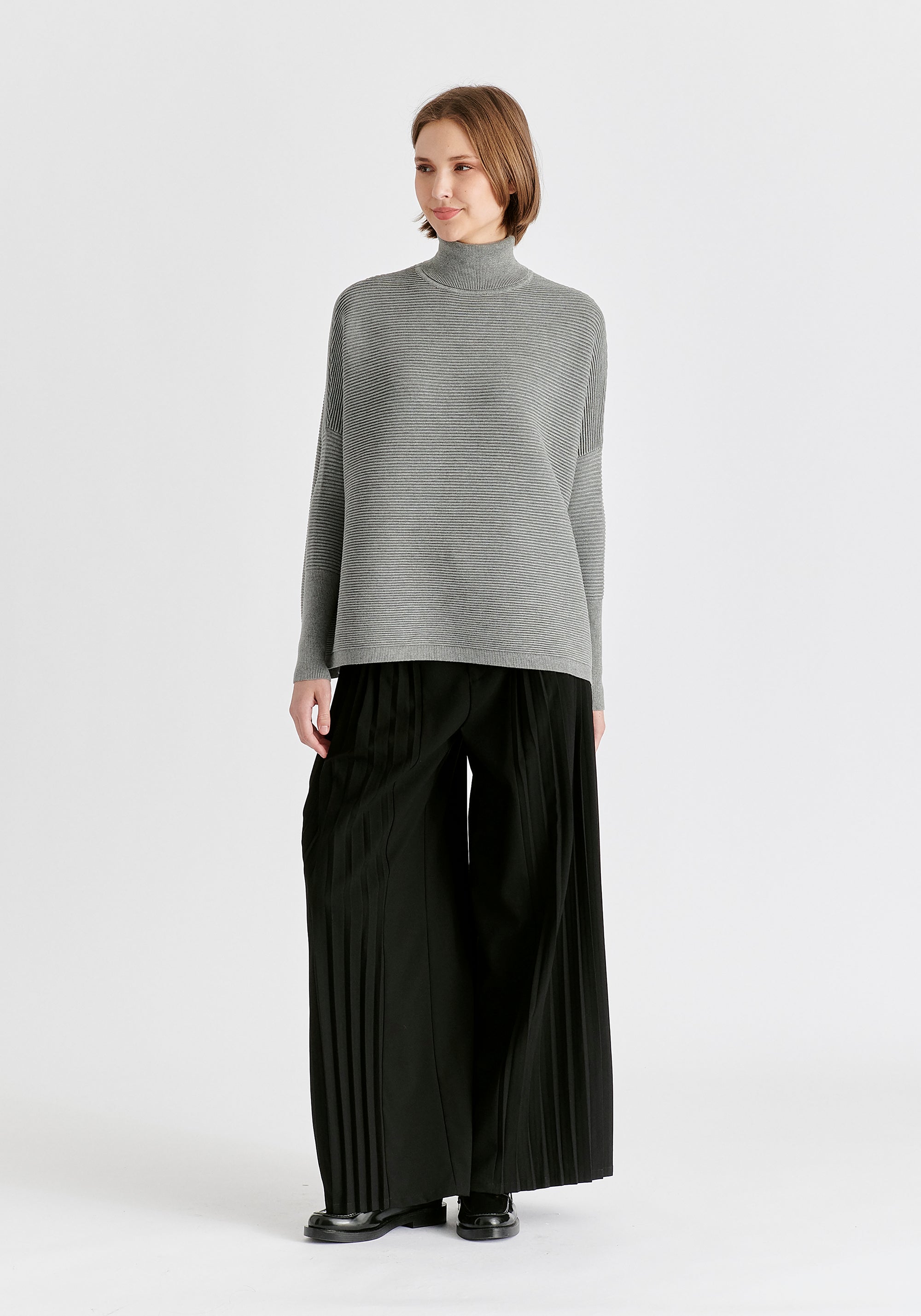 Paisie Turtleneck Ribbed Jumper in Light Grey