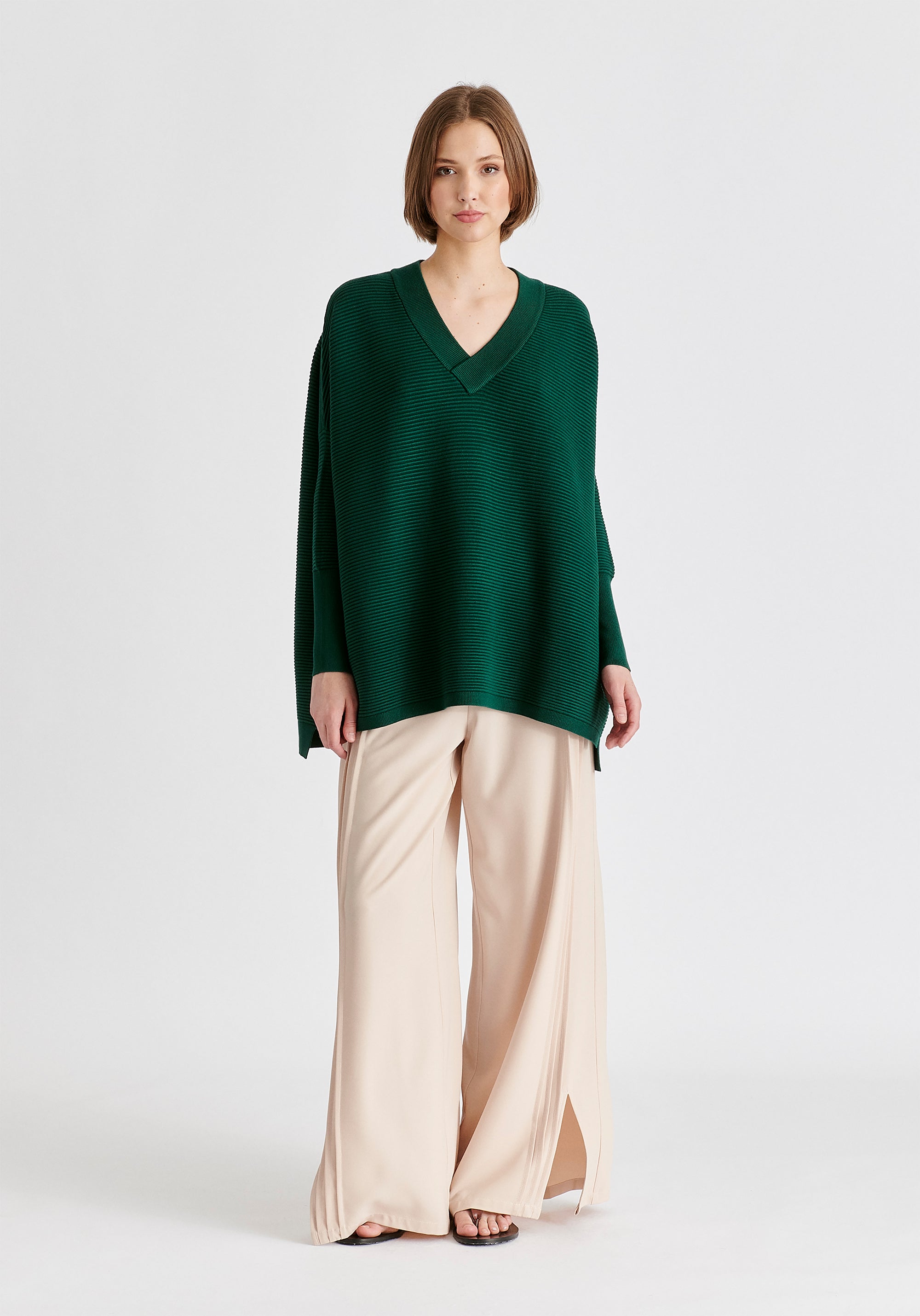 Paisie V-Neck Ribbed Jumper