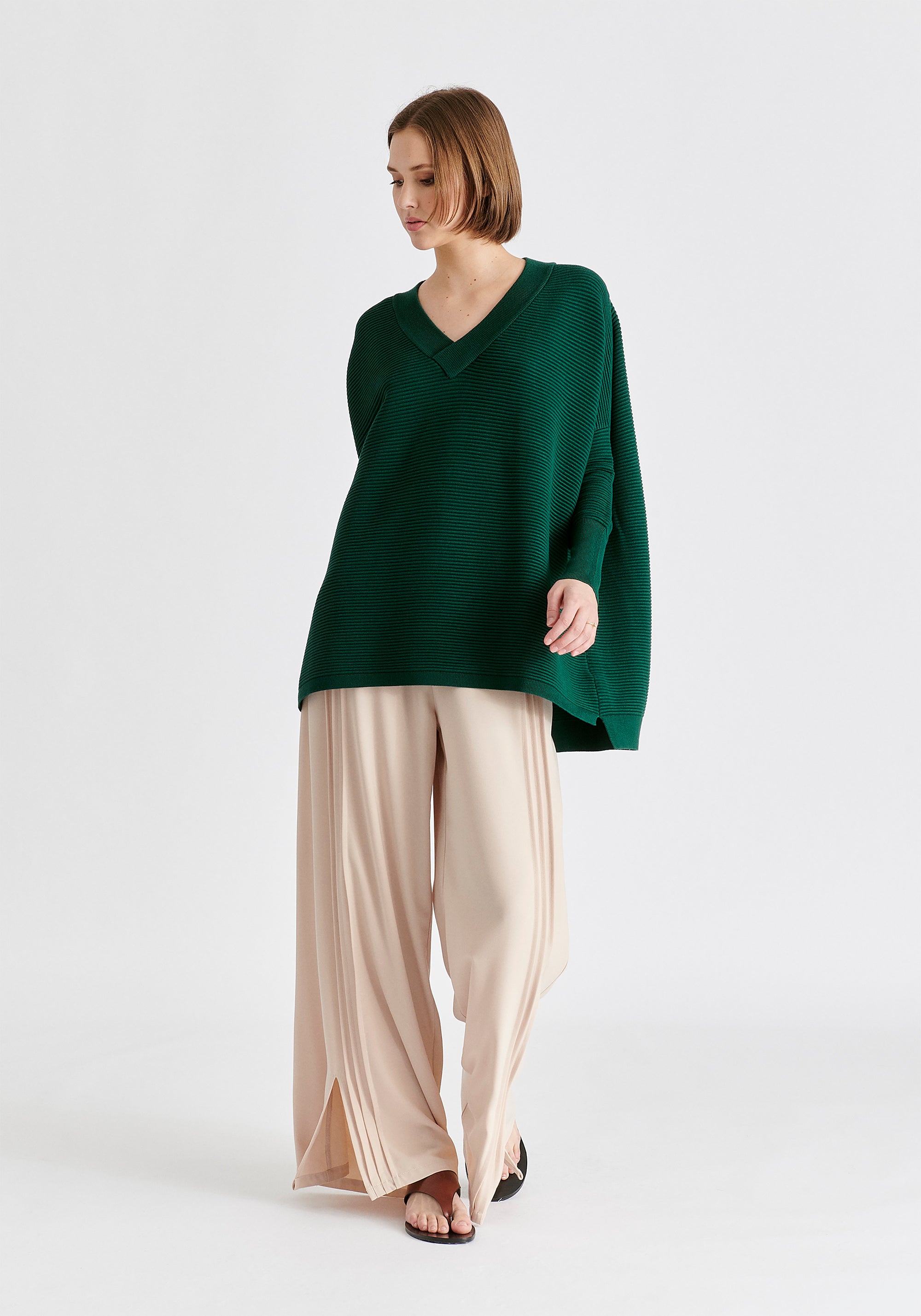 Paisie V-Neck Ribbed Jumper