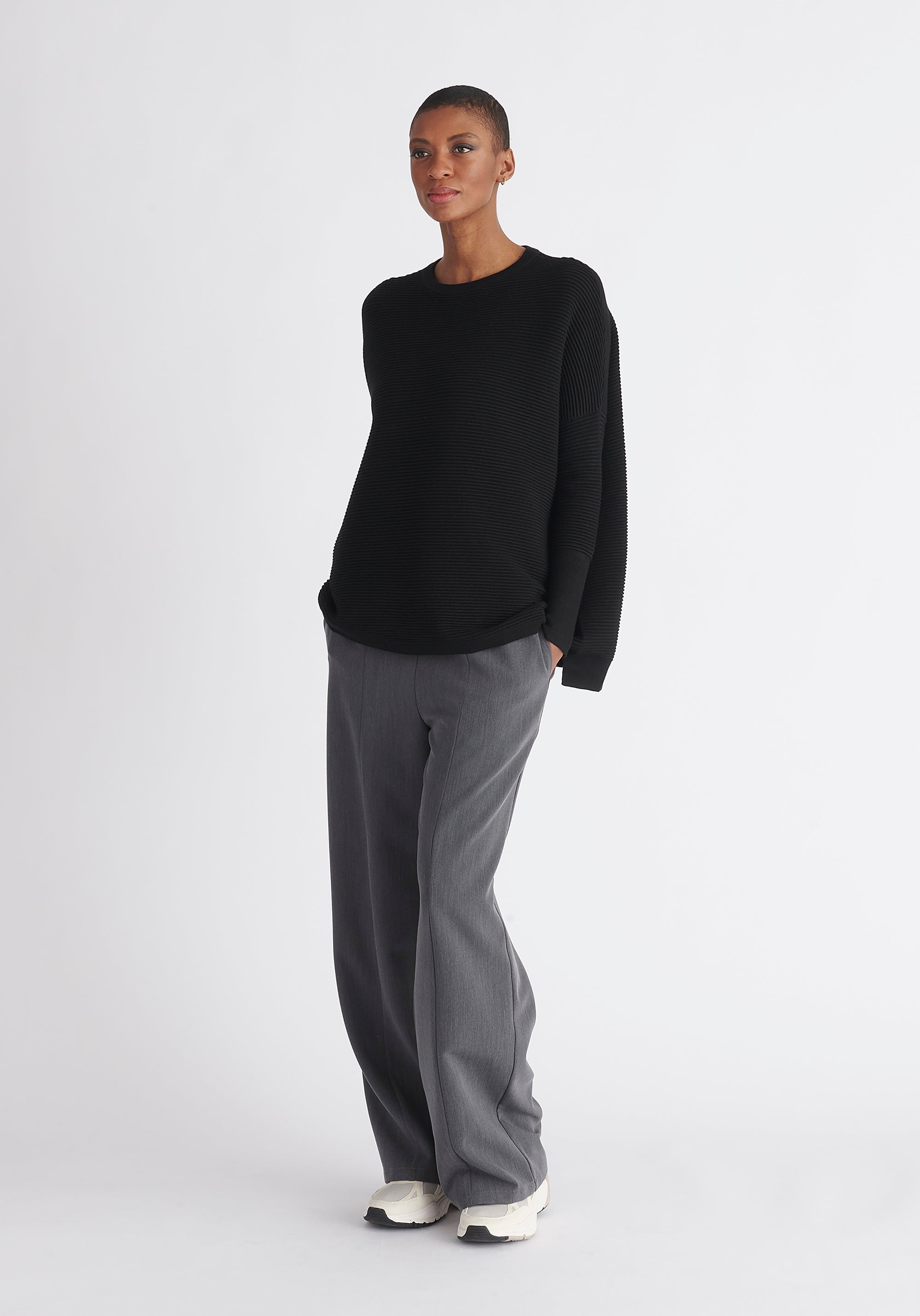 Paisie Ribbed Oversized Knit Jumper in Black