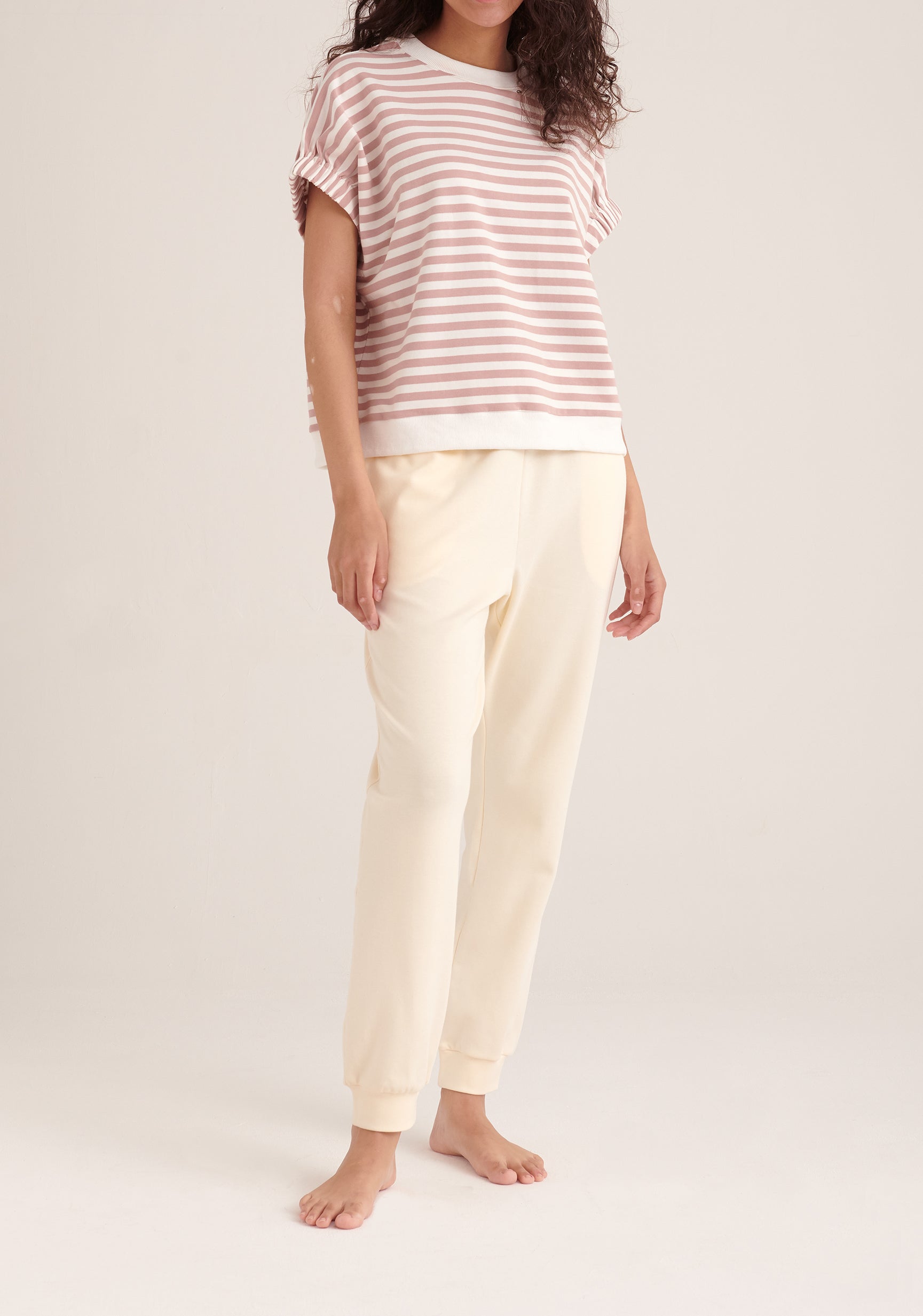 Paisie Striped Short Sleeve Sweatshirt in Pink and White