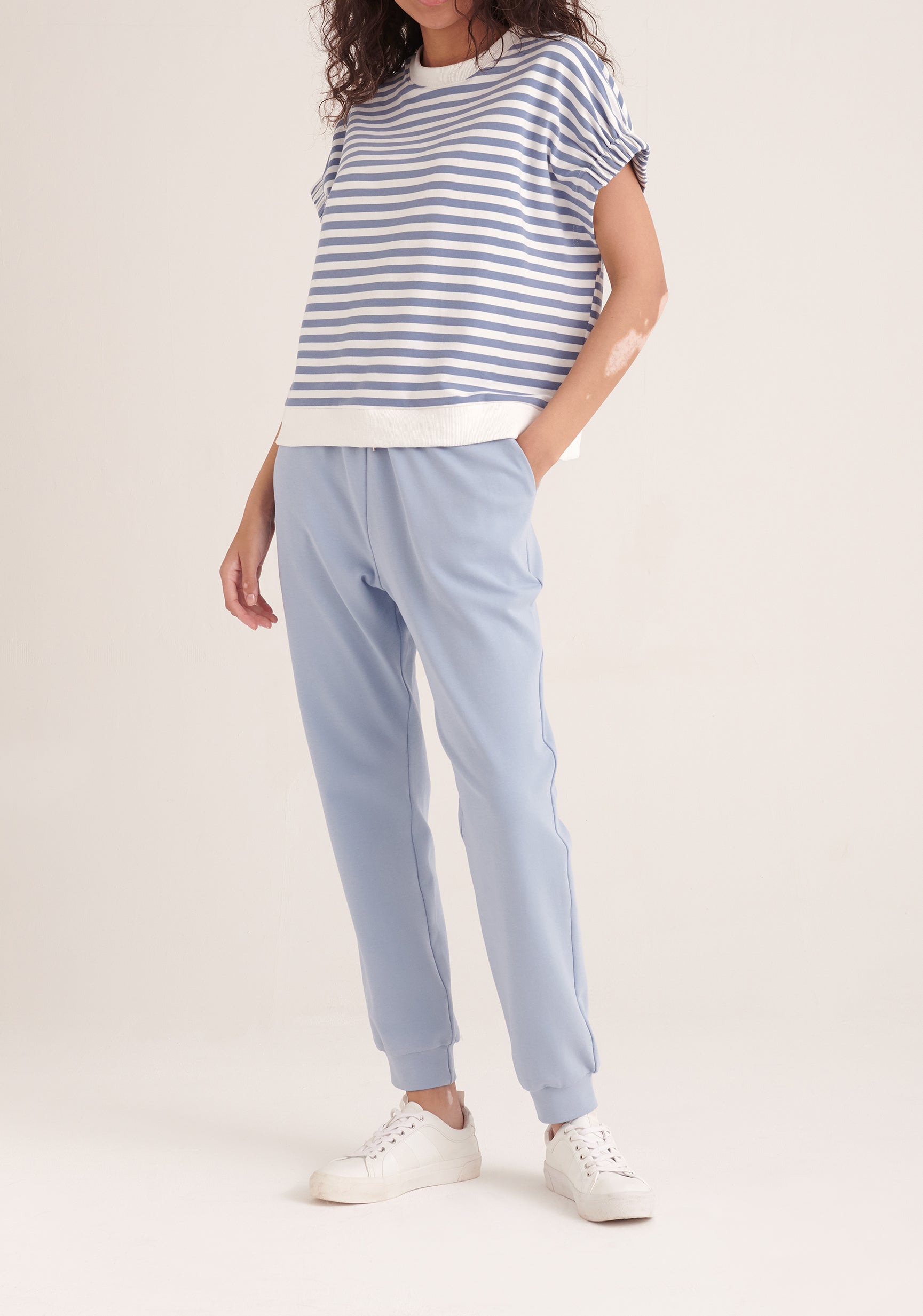 Paisie Striped Short Sleeve Sweatshirt in Blue and White