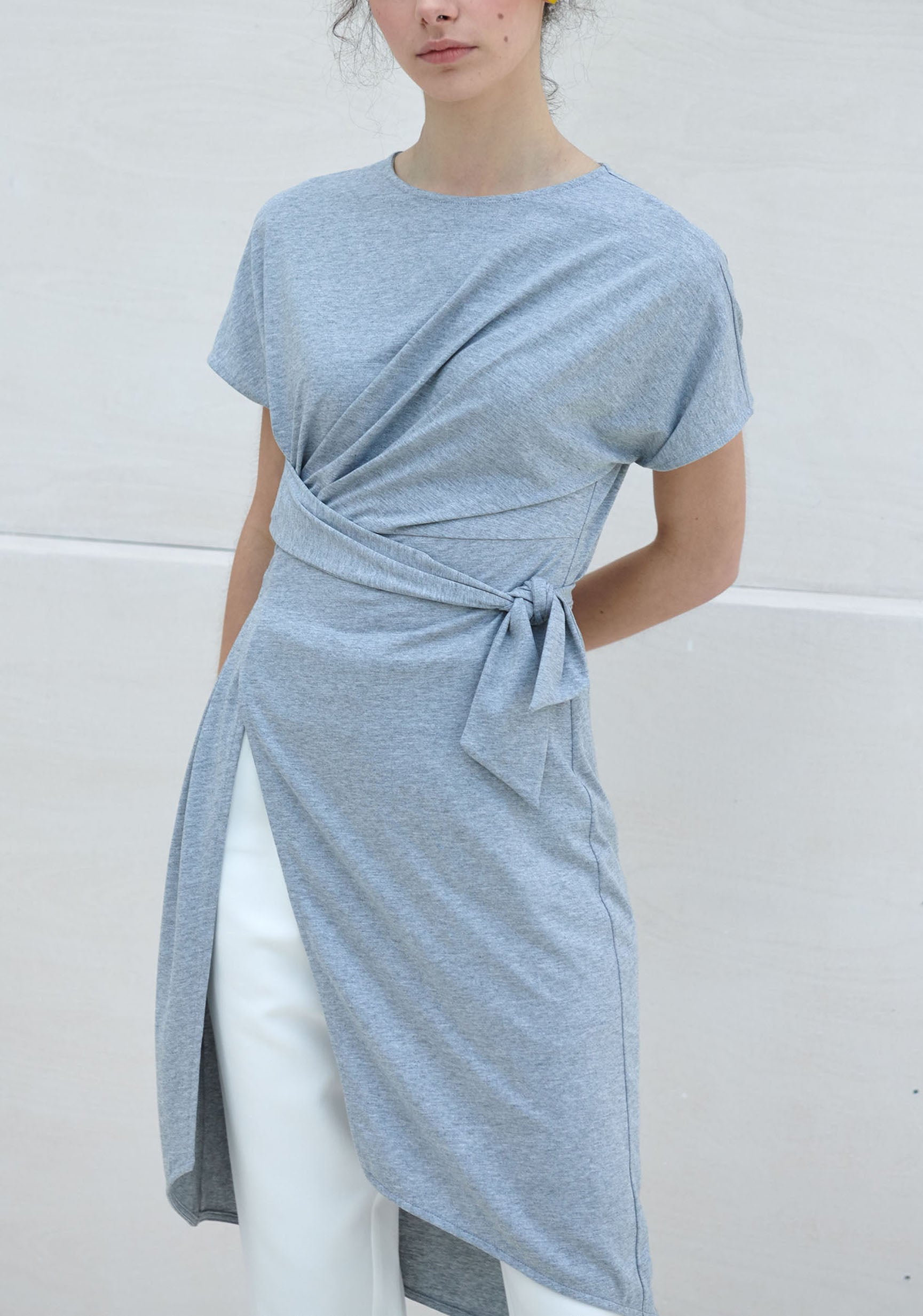 Paisie Long Front Tie Tunic Top in Grey