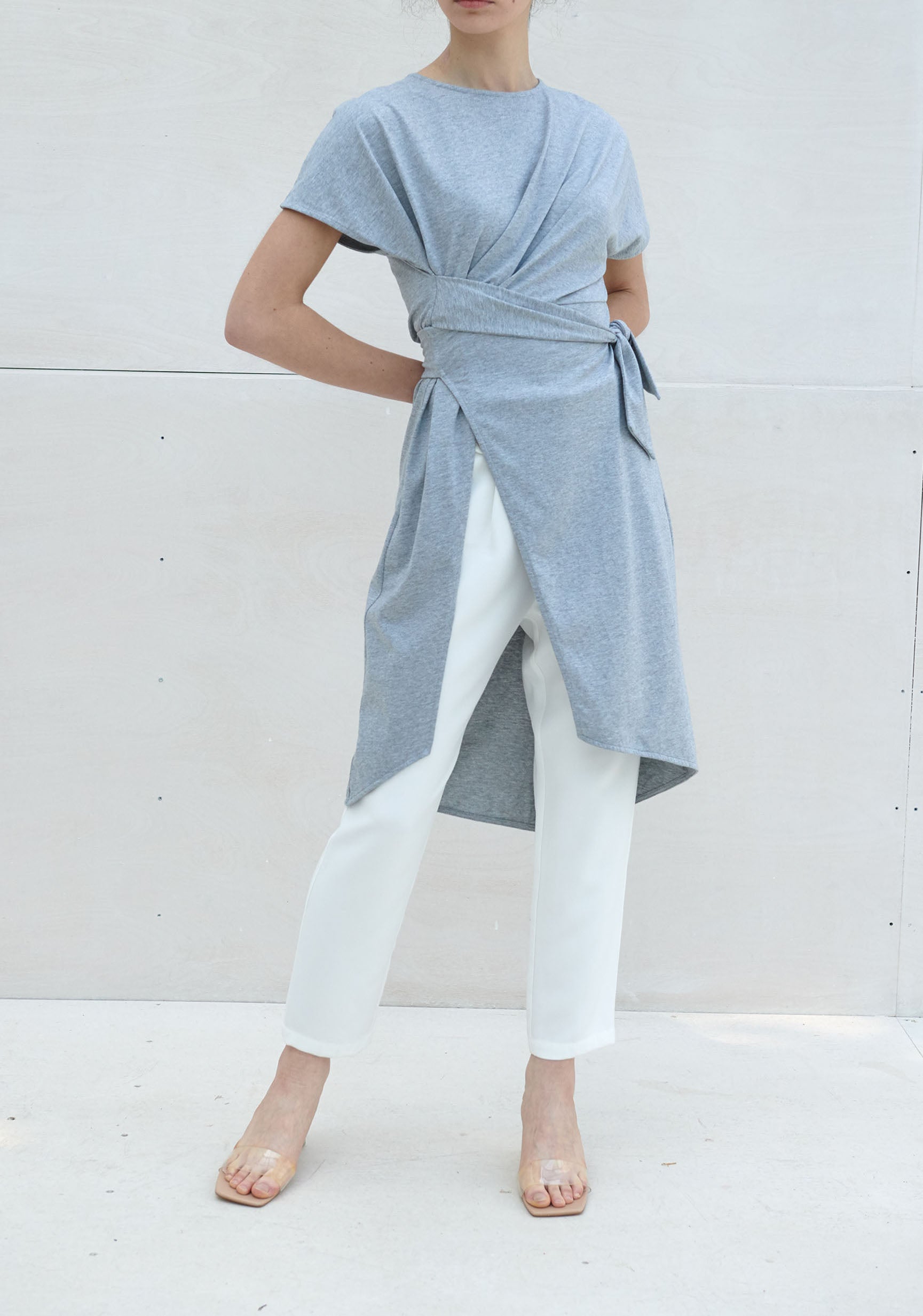 Paisie Long Front Tie Tunic Top in Grey