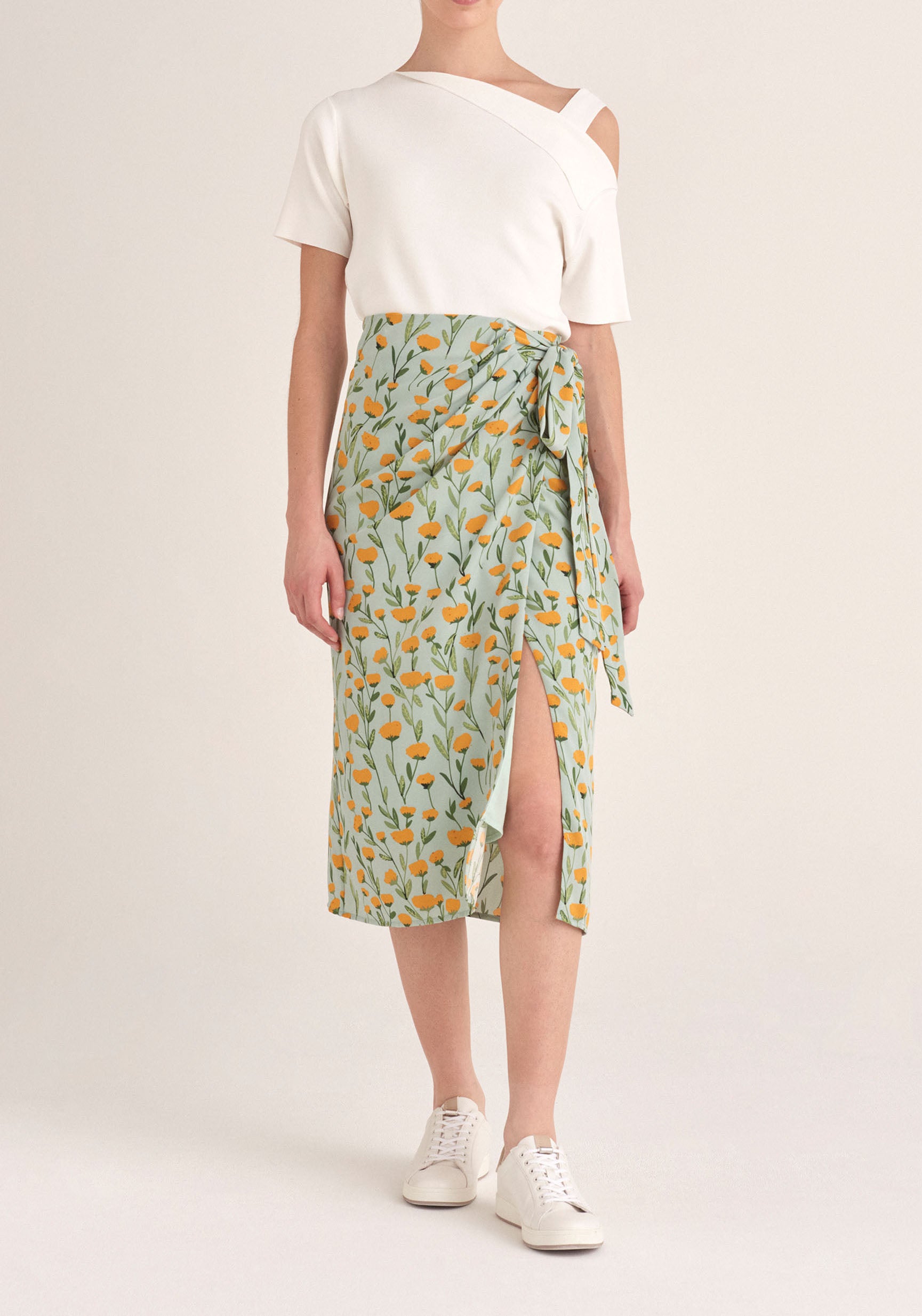 Paisie Floral Side Tie Wrap Skirt in Green