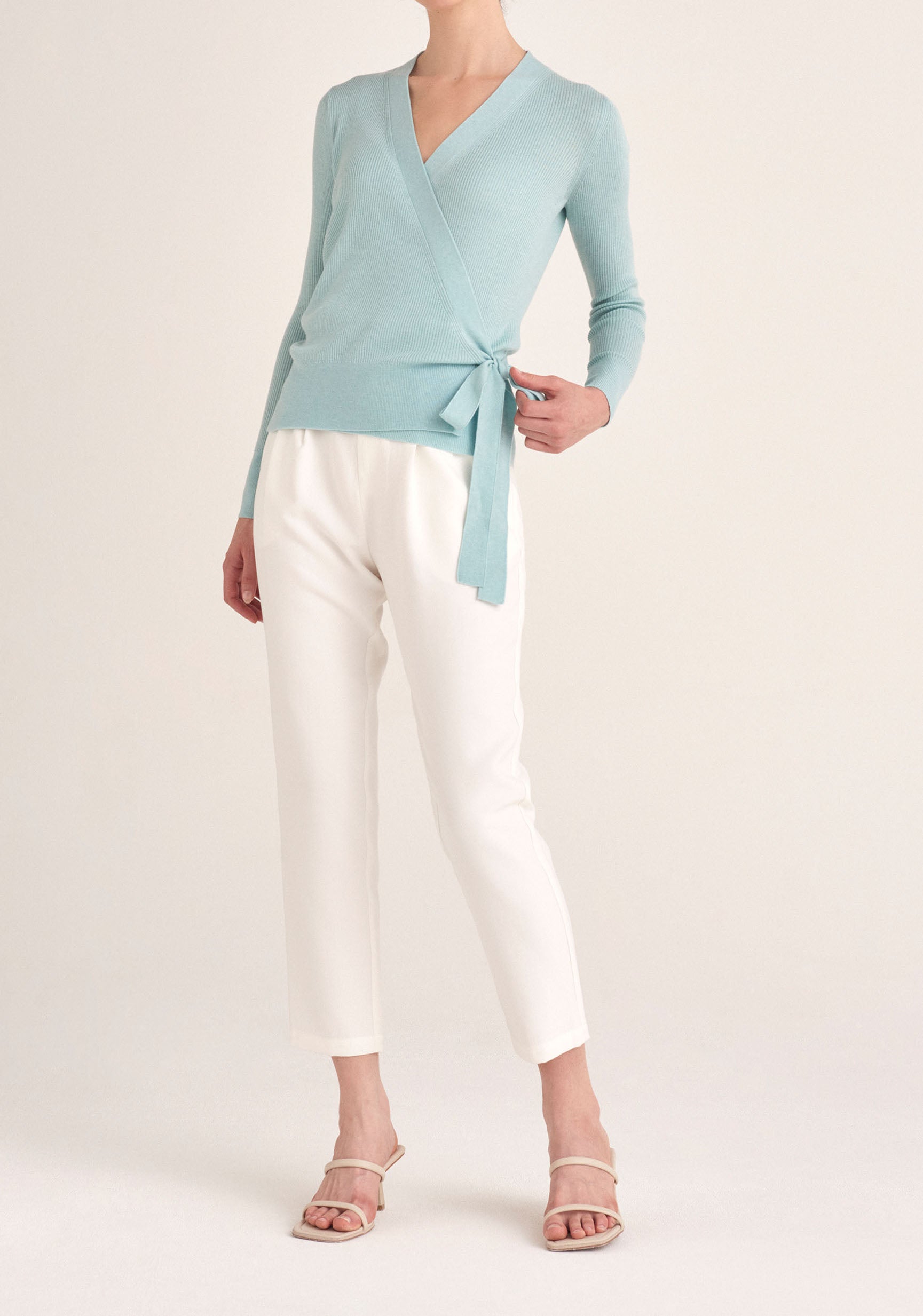 Paisie Cropped Paperbag Waist Trousers in White