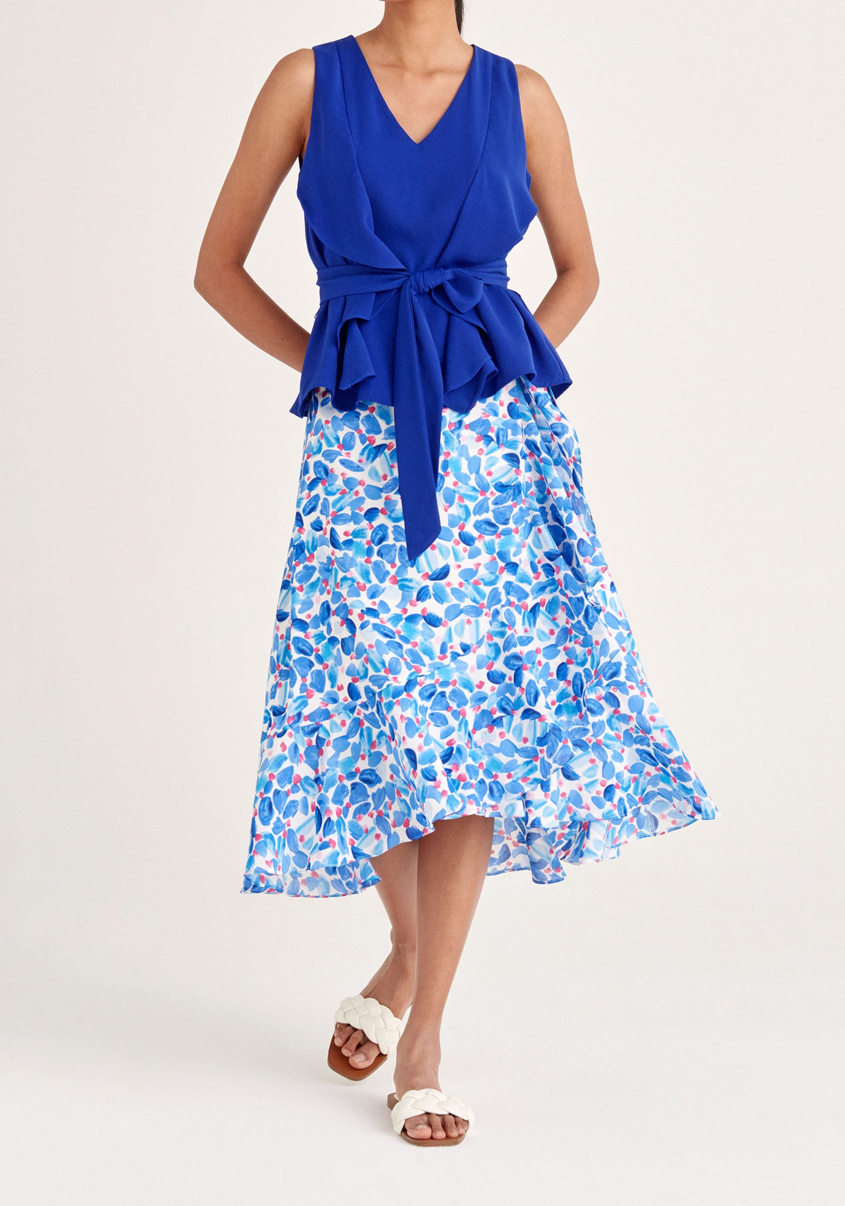 Paisie Sleeveless Frilled V-Neck Blouse in Royal Blue