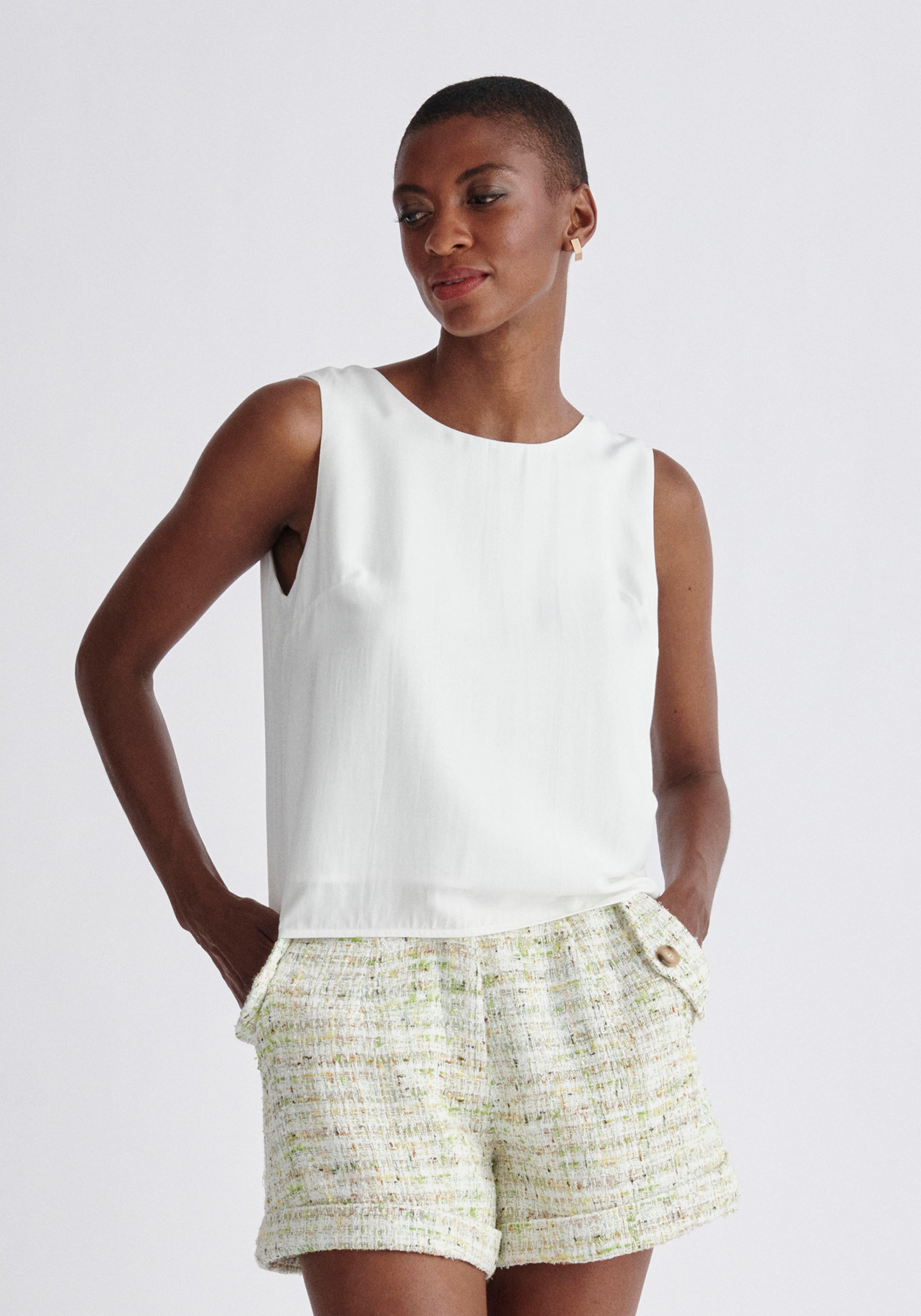 Paisie Boxy Ruffle Top in White