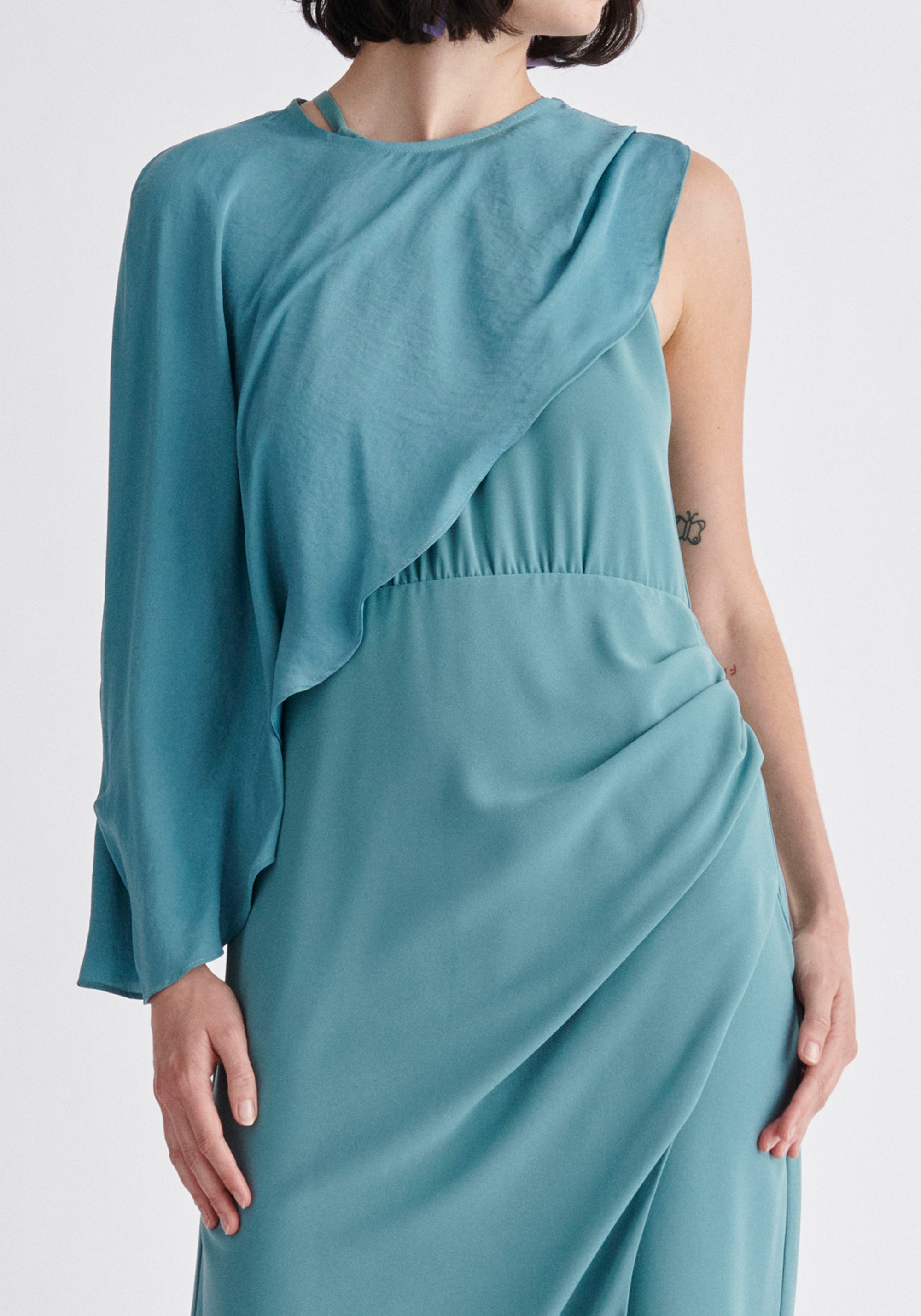 Paisie Detachable Cape Dress in Teal Close Up