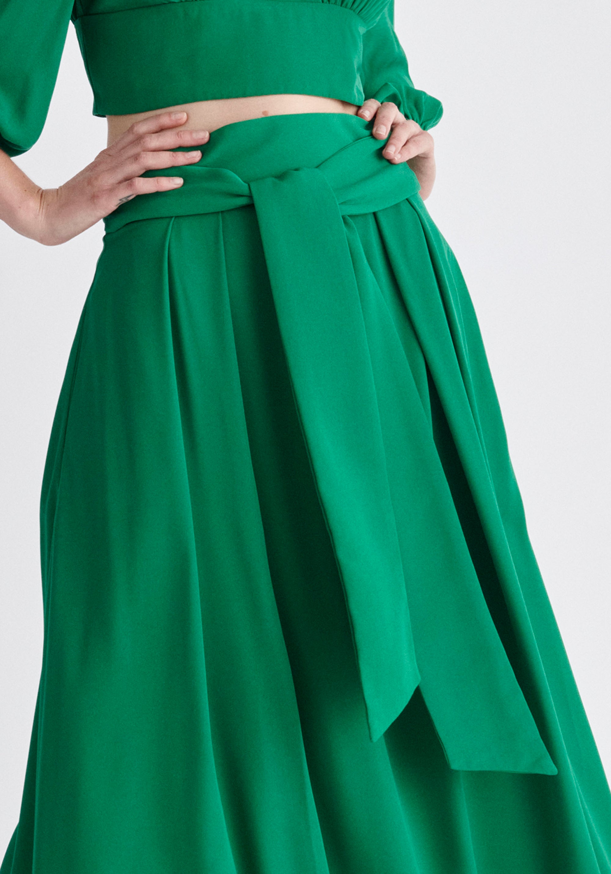 Paisie Maxi Tie Skirt in Green Close Up