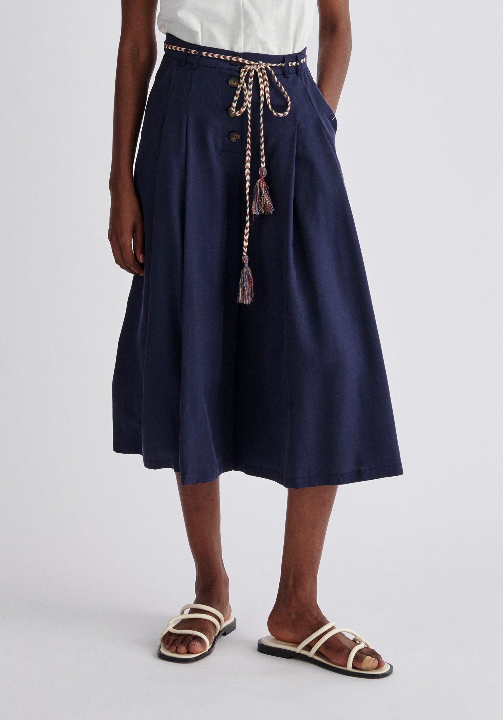 Paisie Pleated Tencel Culottes in Navy